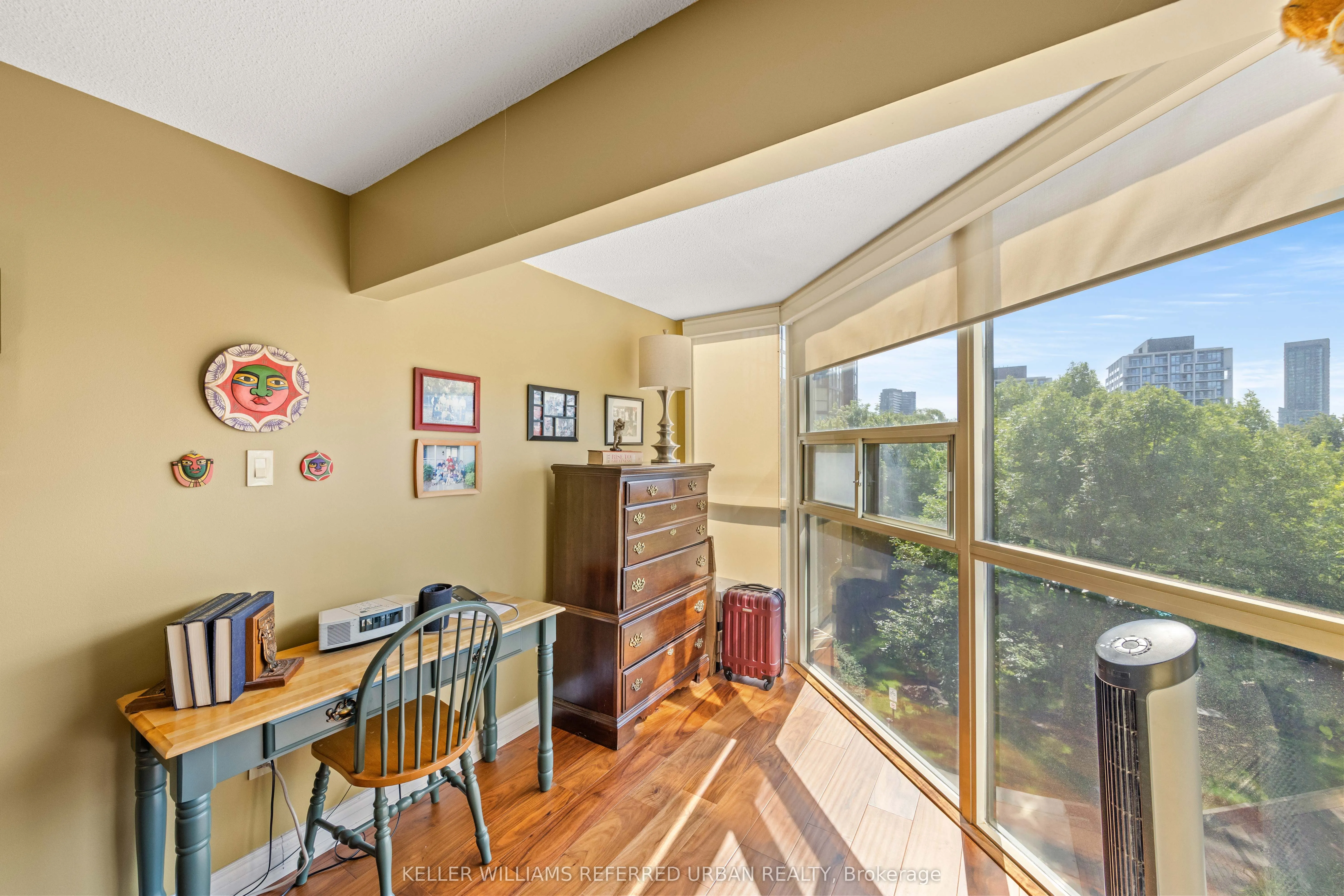 705 King Street W, #413