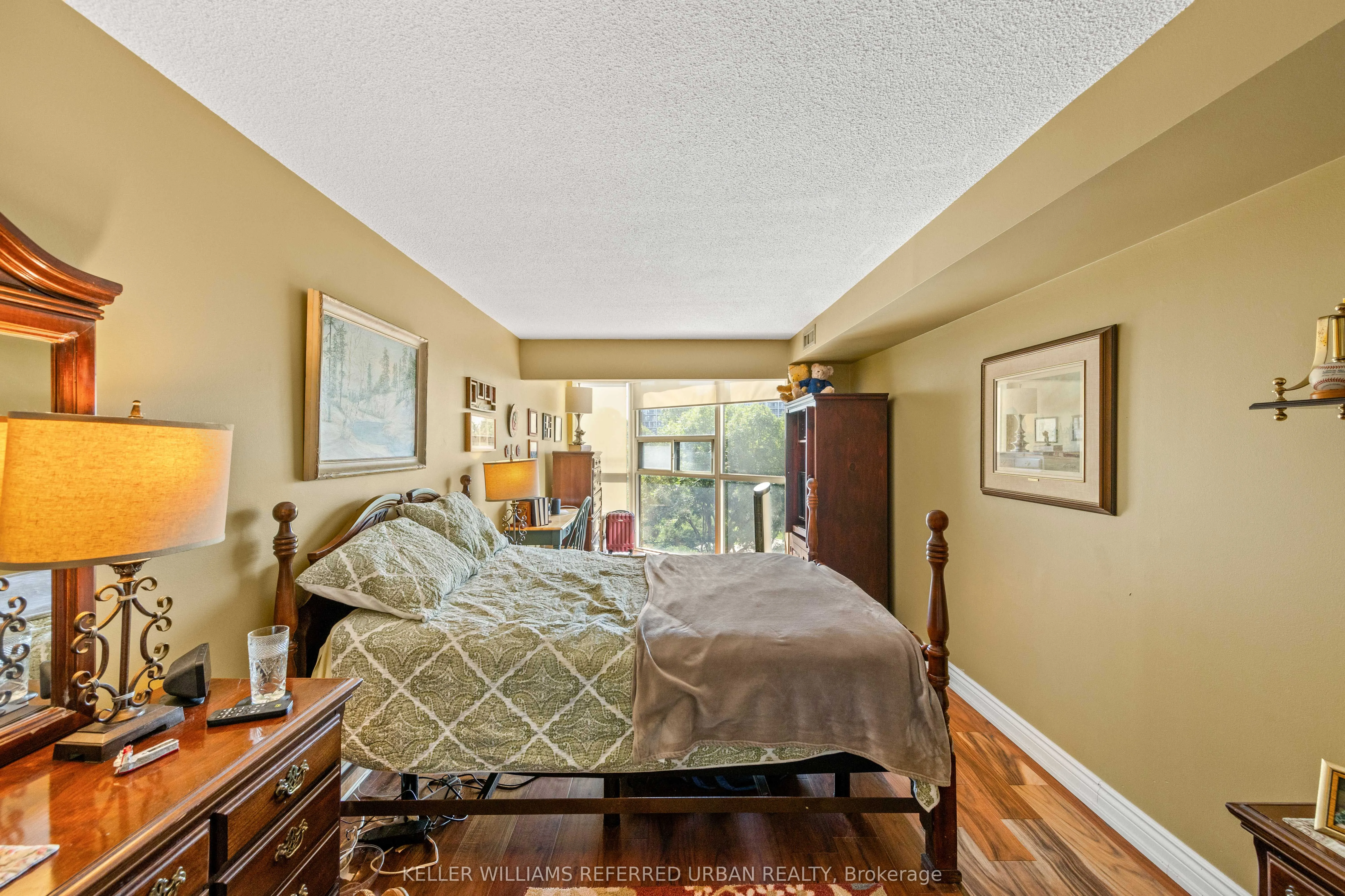 705 King Street W, #413