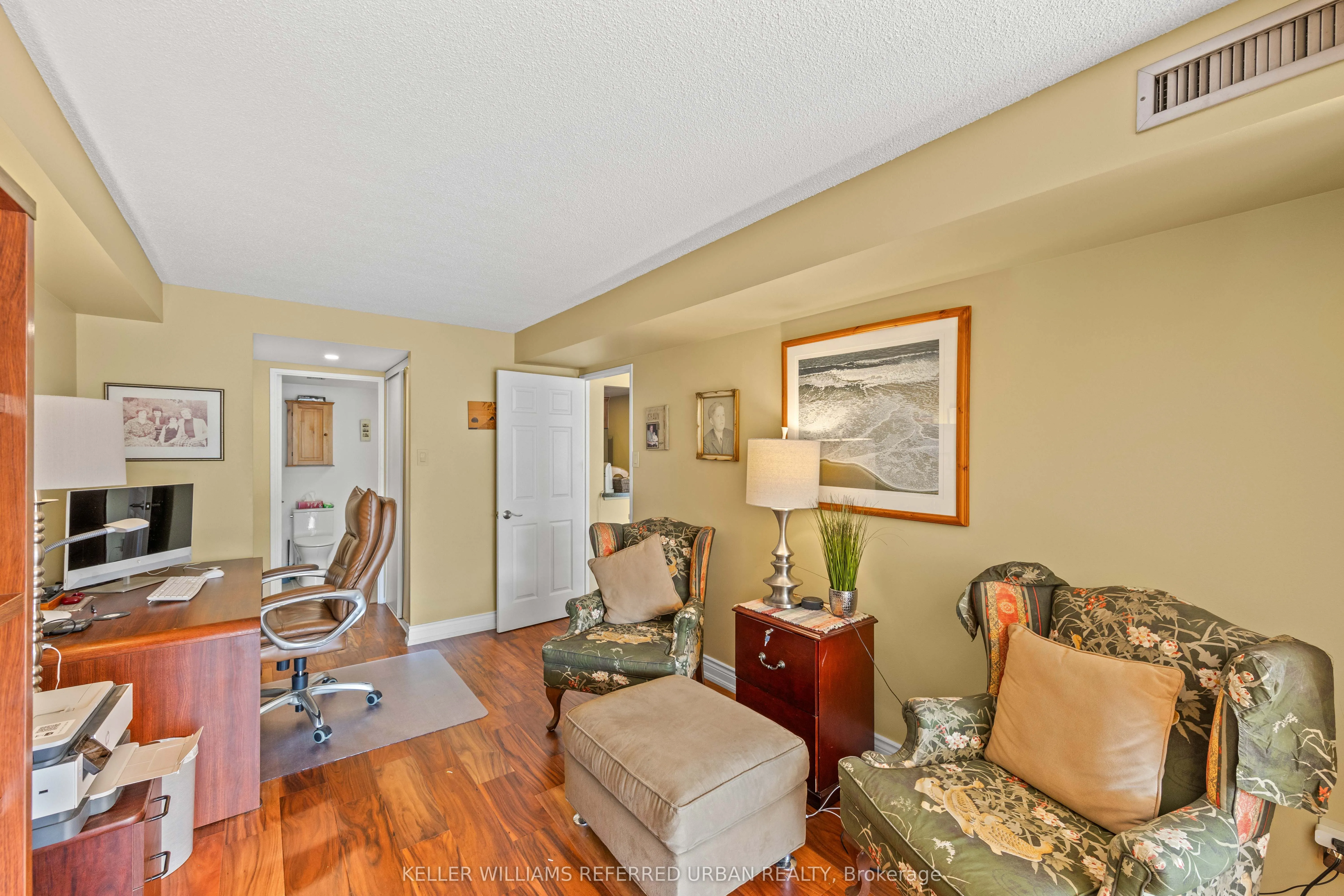 705 King Street W, #413