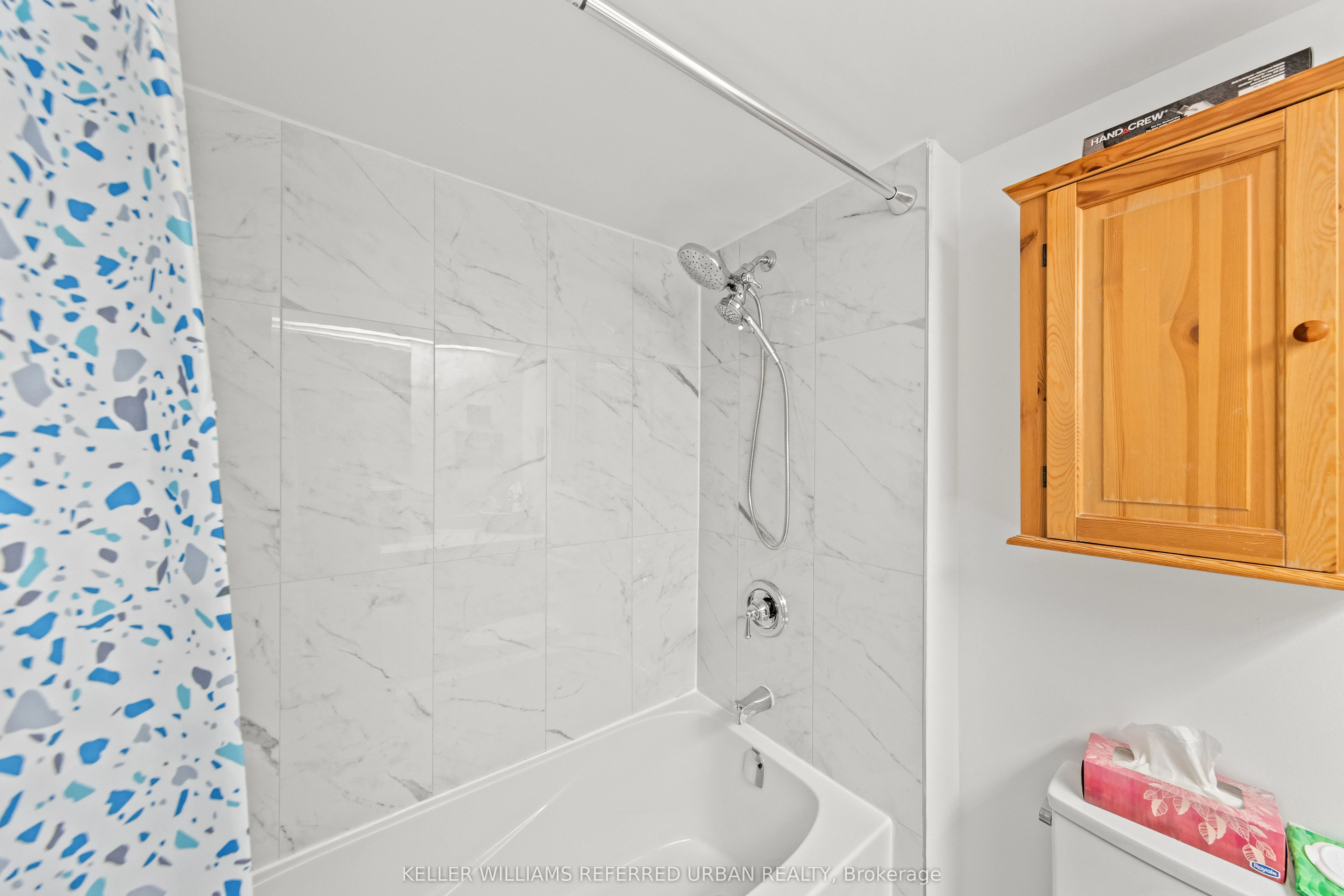 705 King Street W, #413