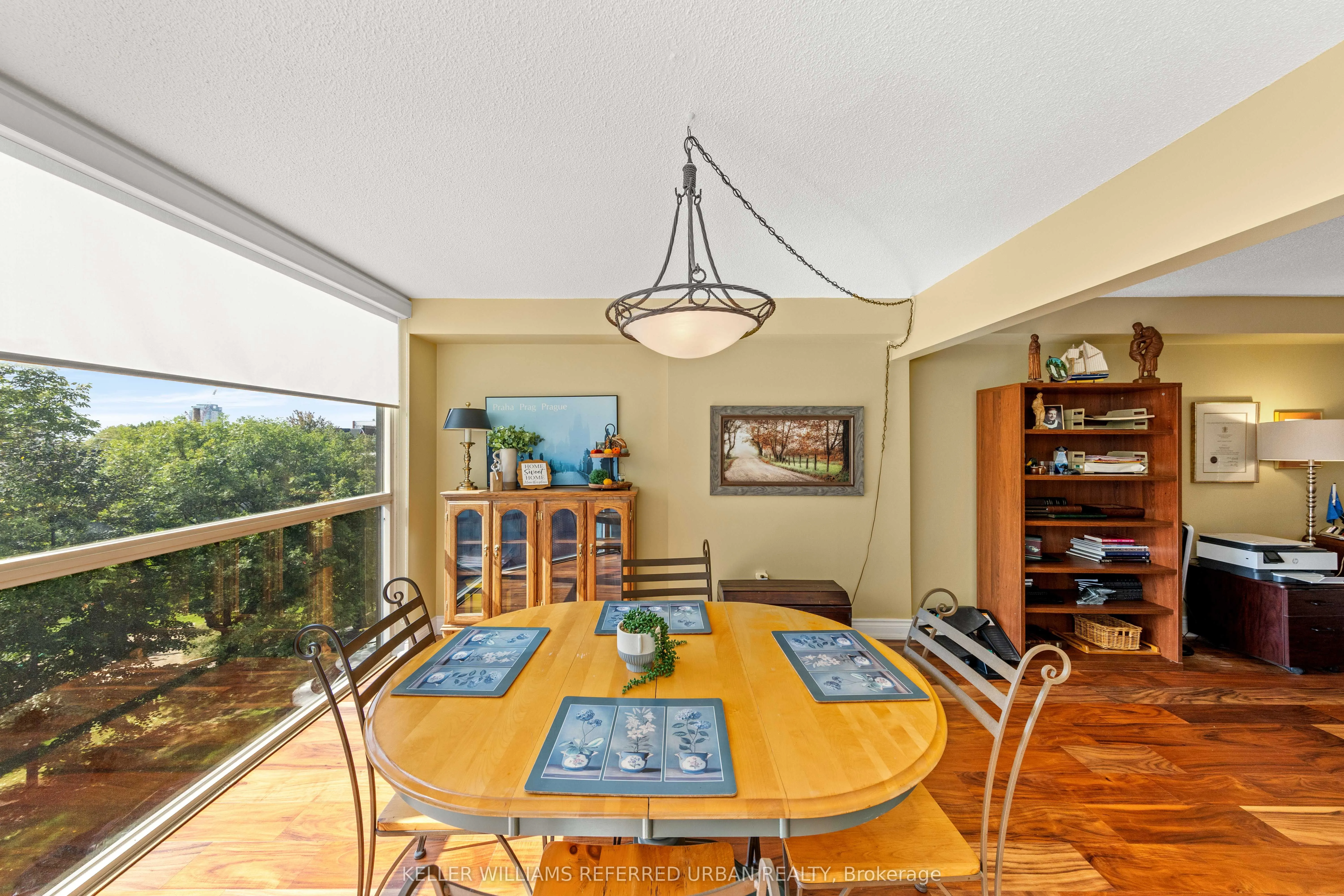 705 King Street W, #413