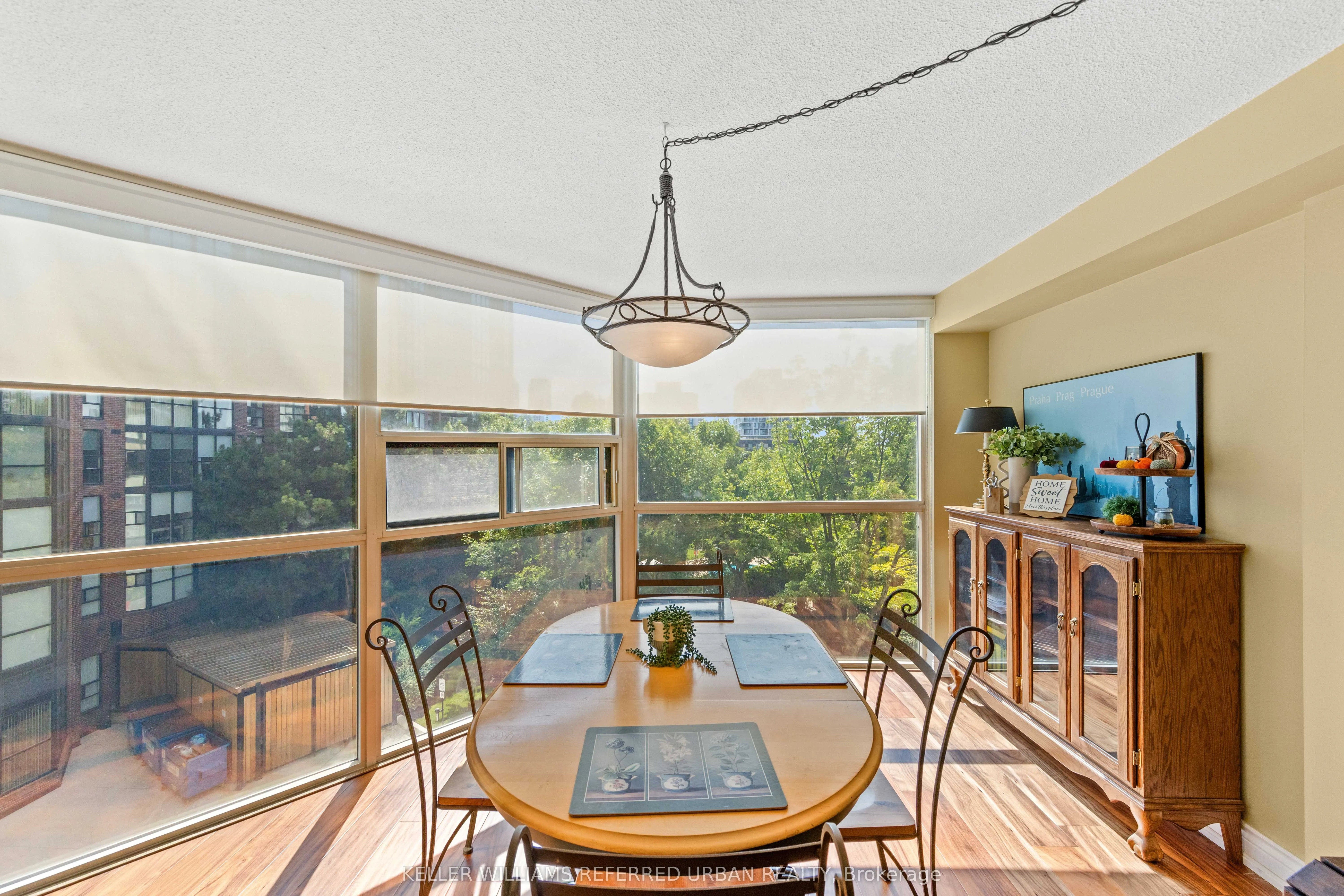 705 King Street W, #413