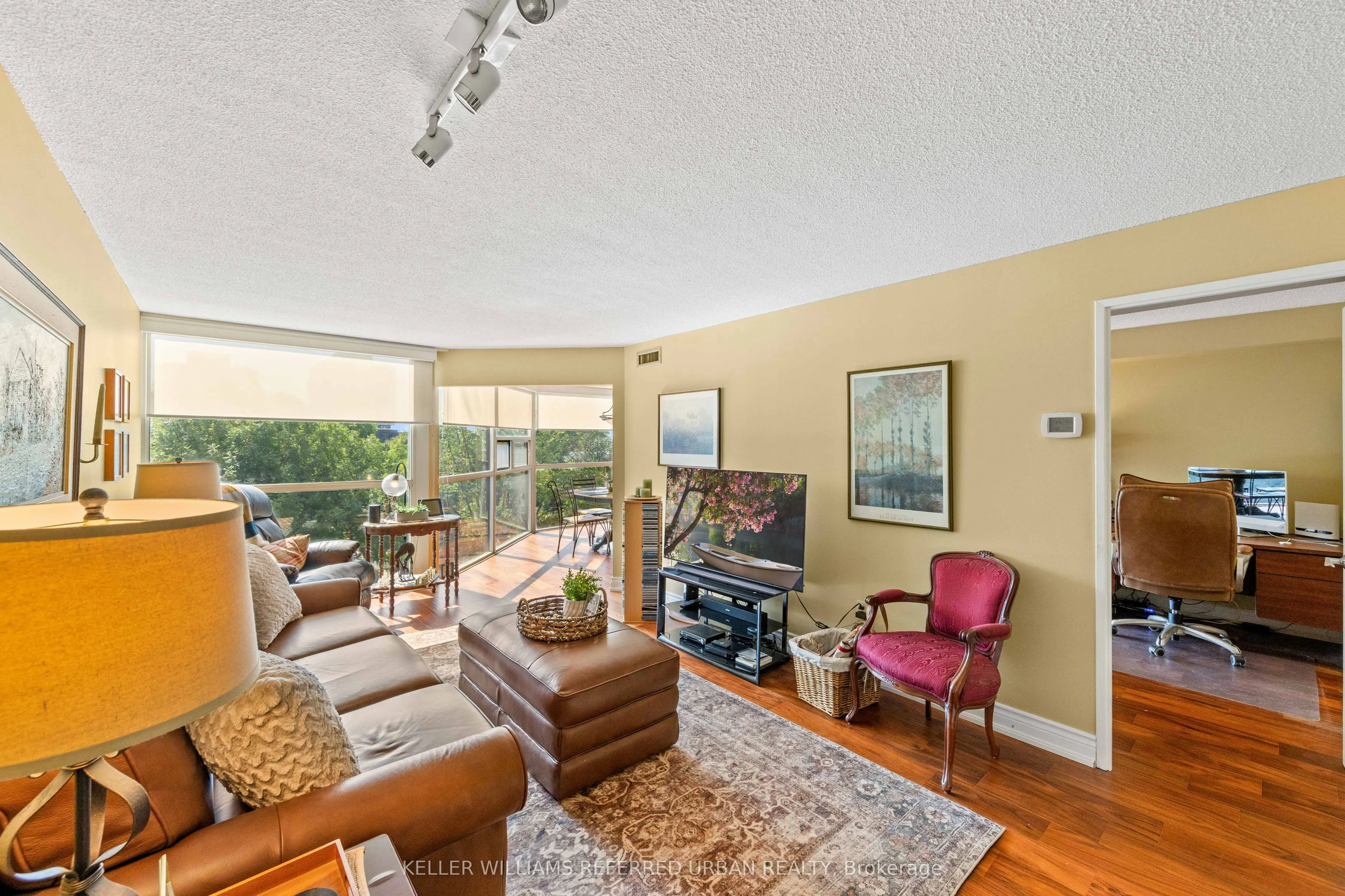 705 King Street W, #413