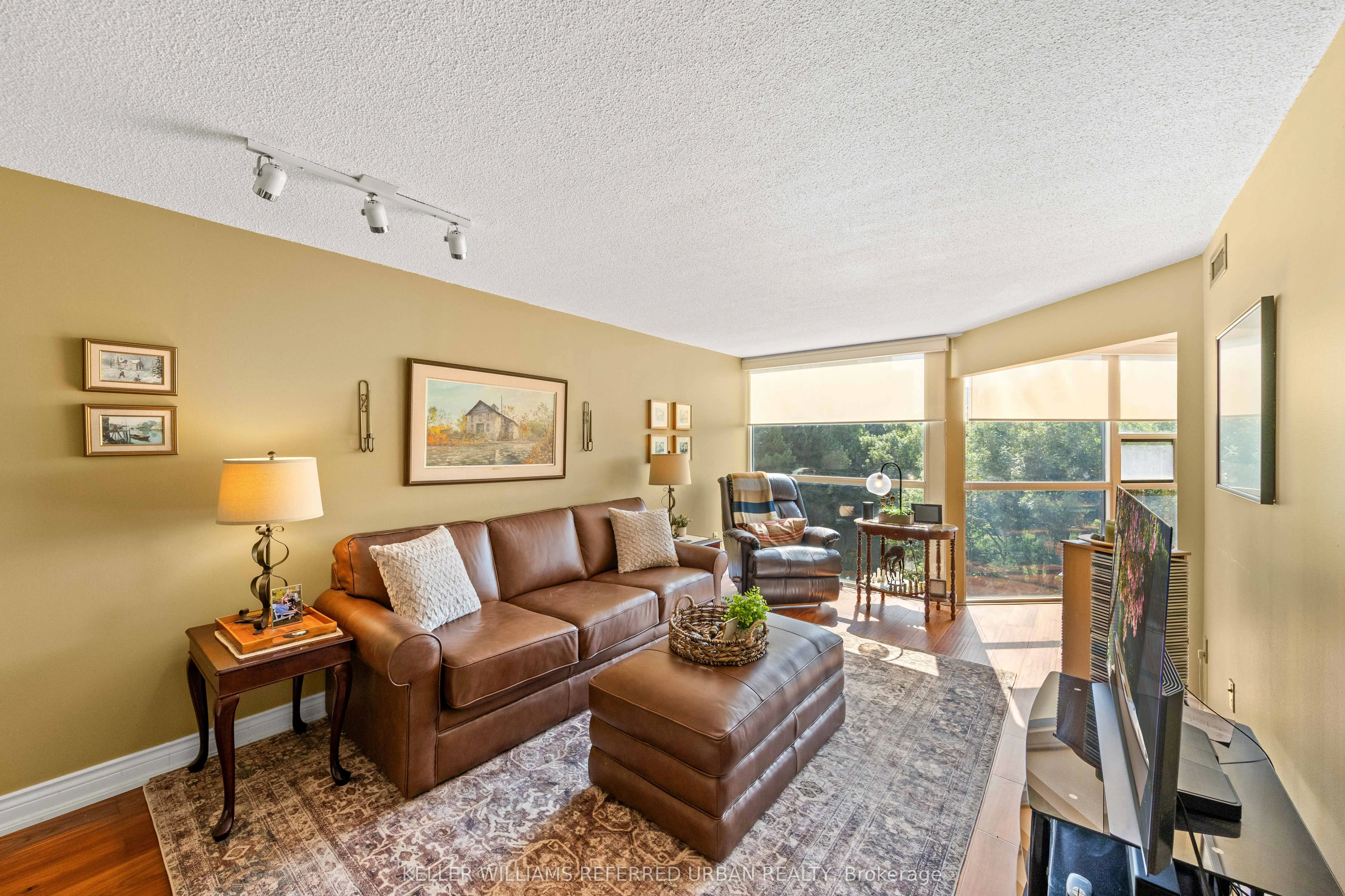705 King Street W, #413