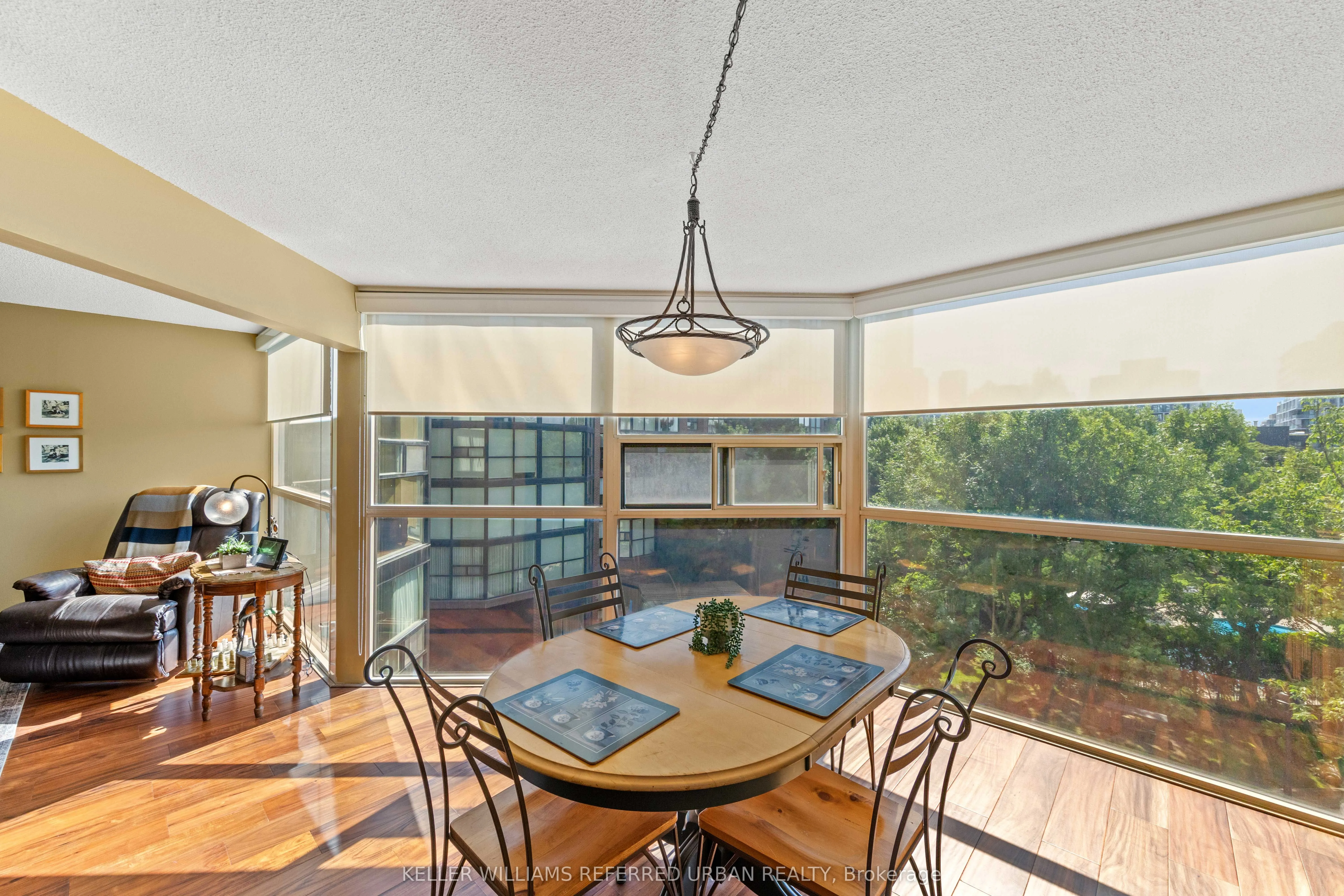 705 King Street W, #413