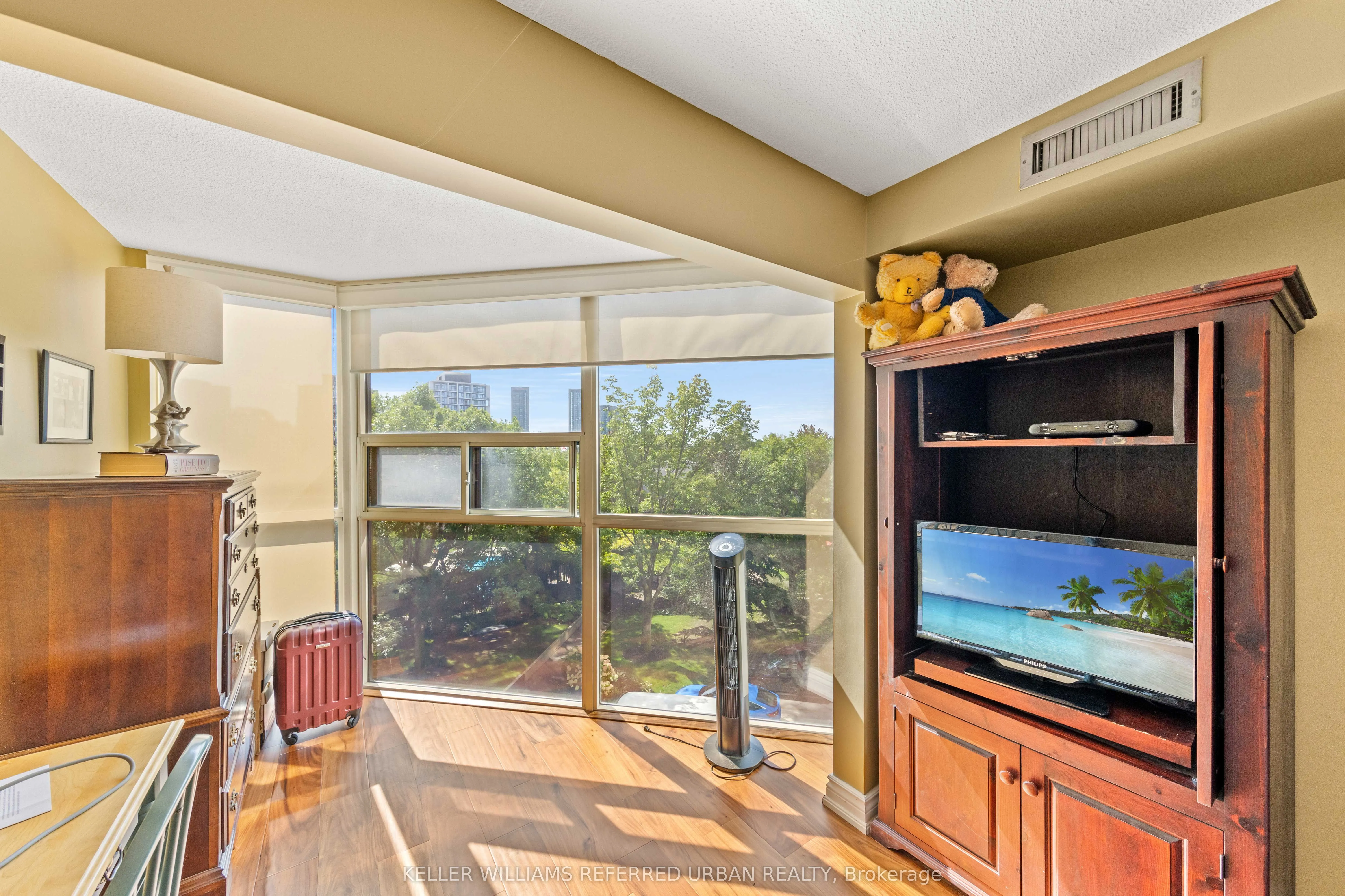 705 King Street W, #413