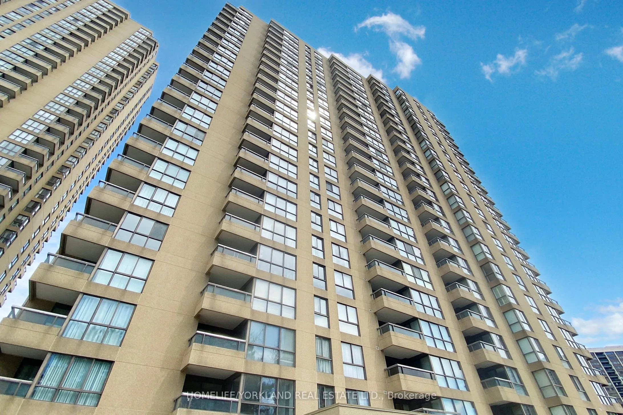 1 Concorde Place, #405