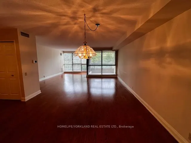 1 Concorde Place, #405
