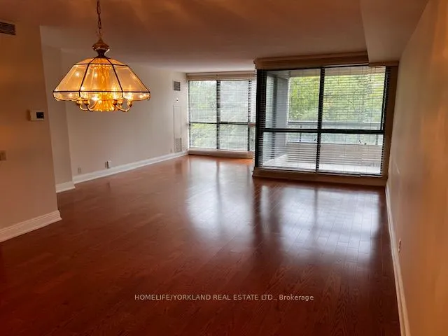 1 Concorde Place, #405