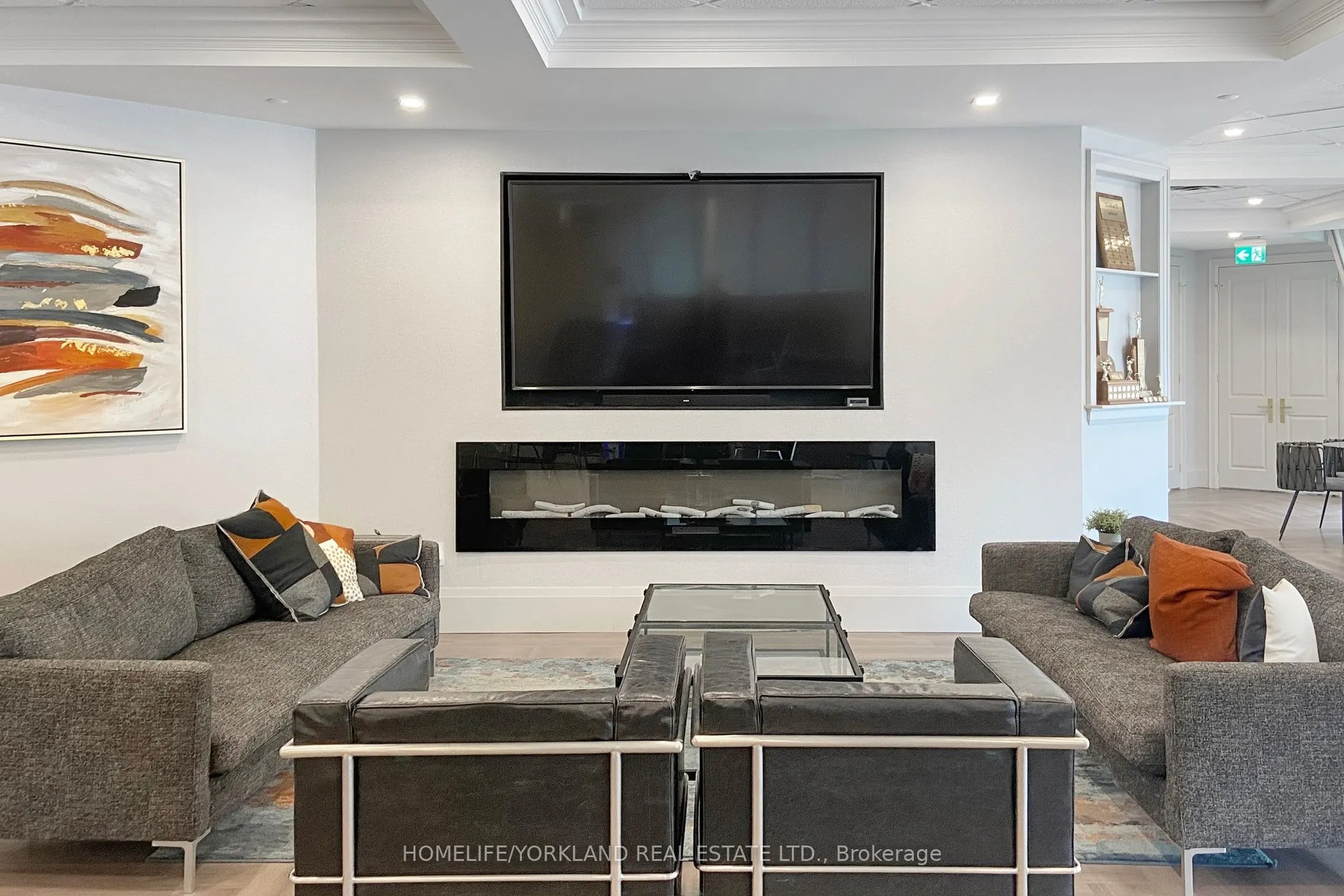 1 Concorde Place, #405