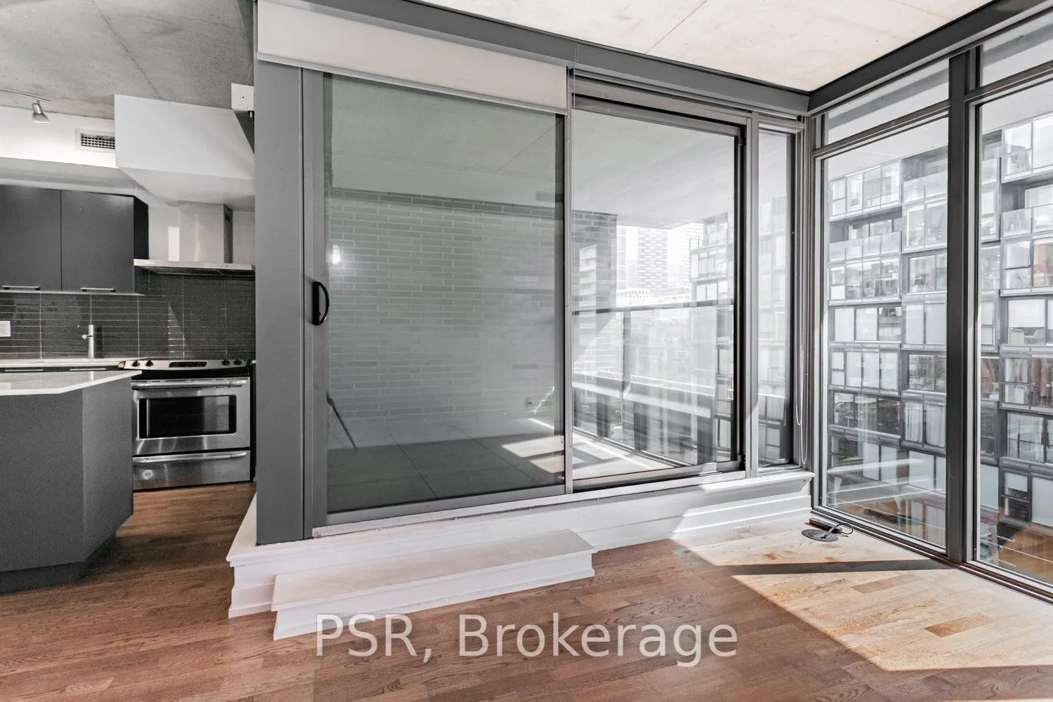 650 King Street W, #710