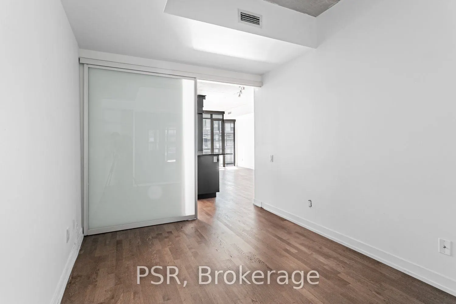 650 King Street W, #710