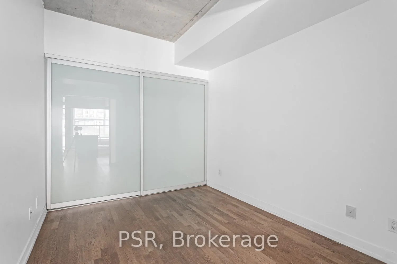 650 King Street W, #710