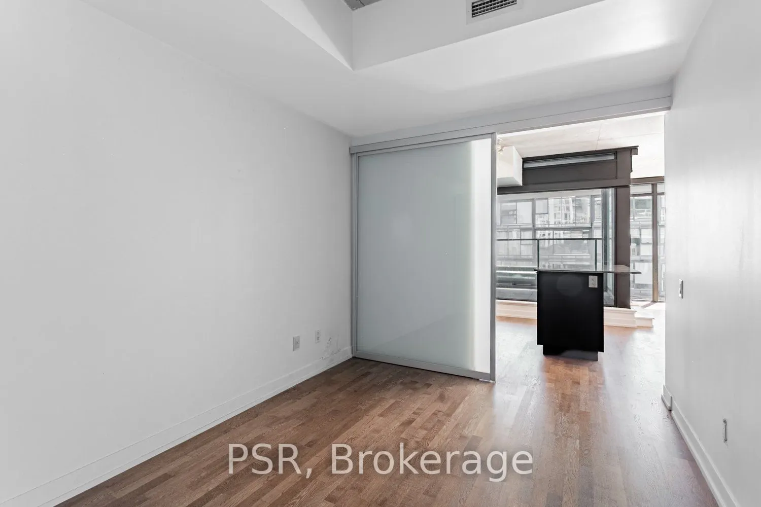 650 King Street W, #710