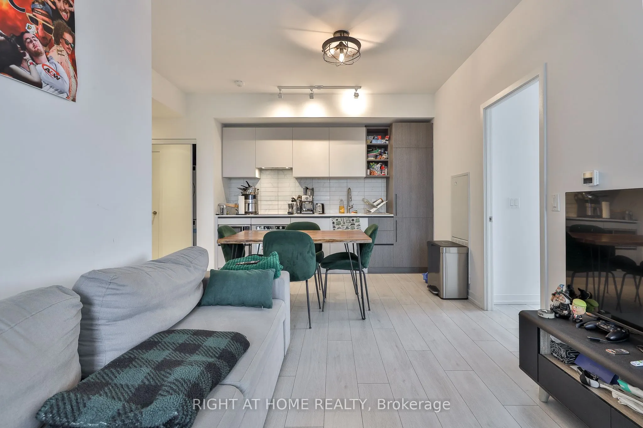 55 Mercer Street, #2202