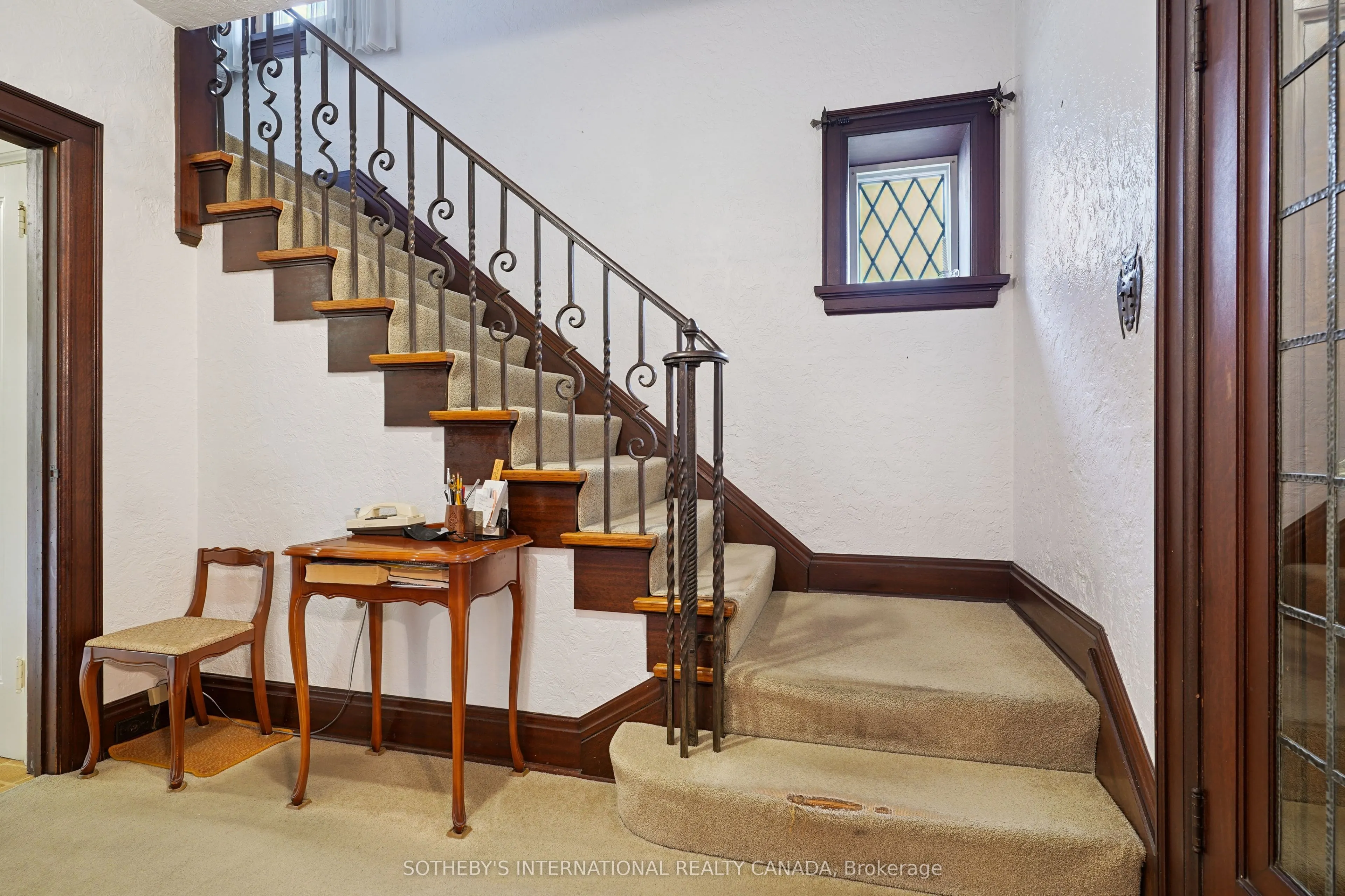 258 Lytton Boulevard