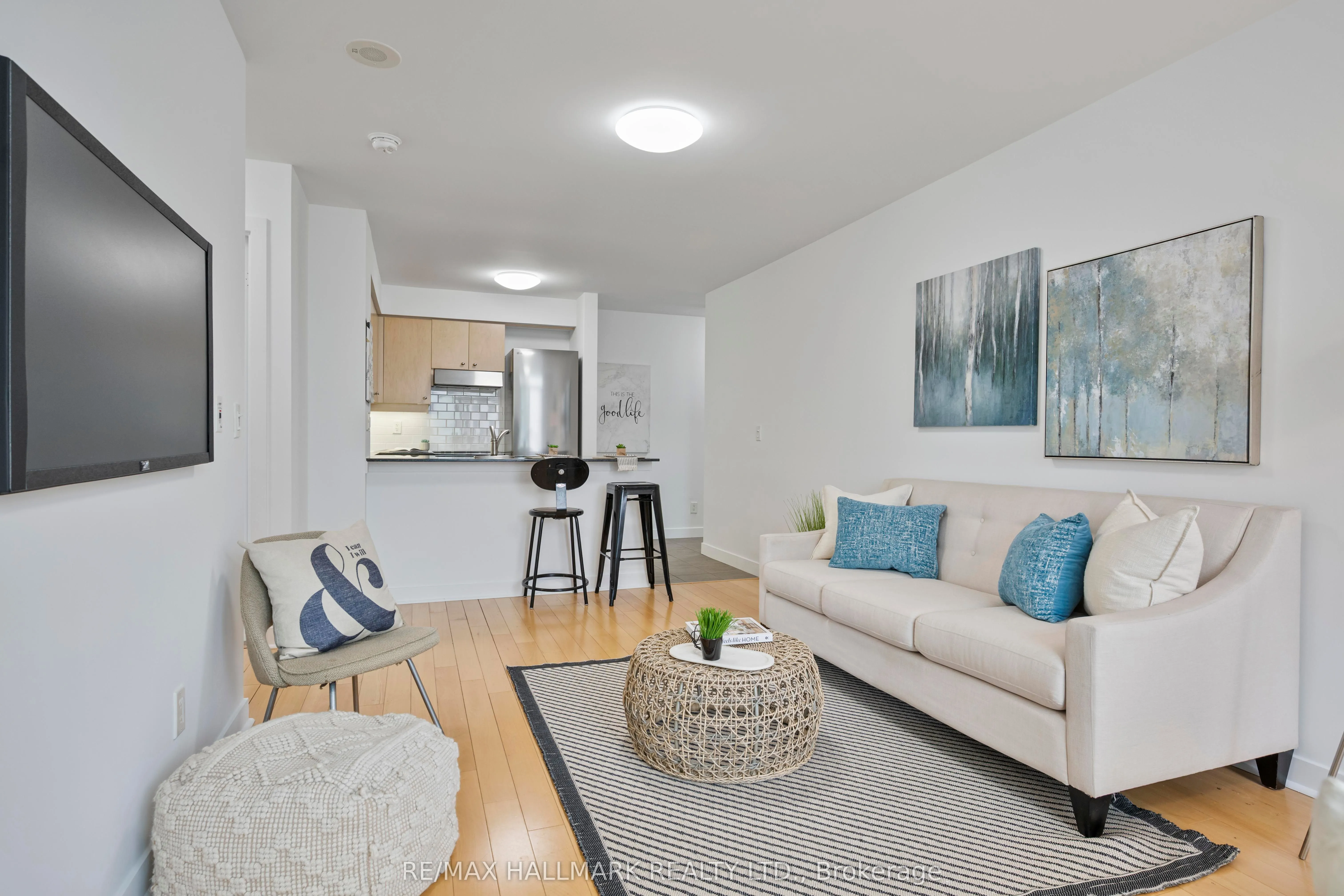 50 Lynn Williams Street, #906