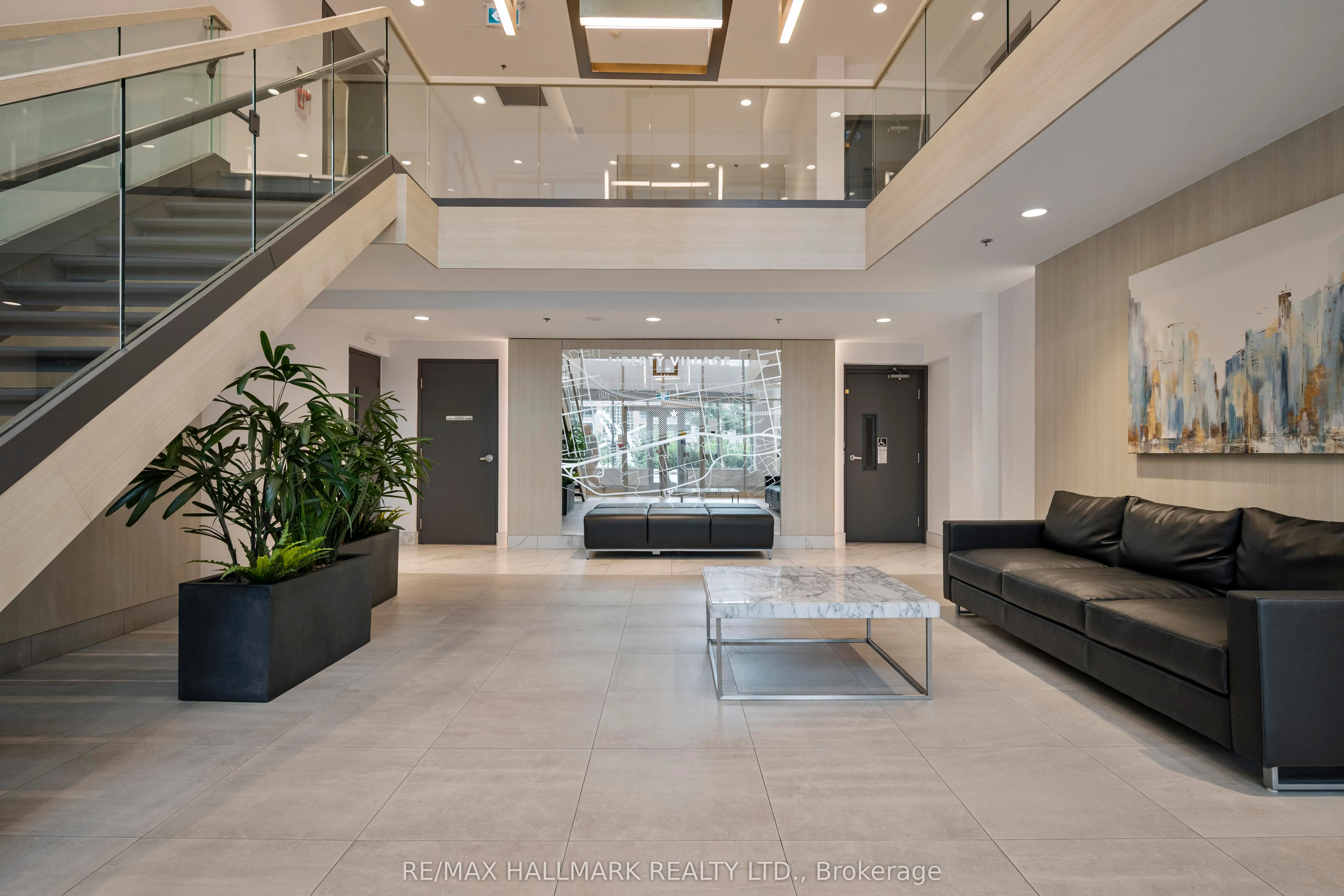 50 Lynn Williams Street, #906