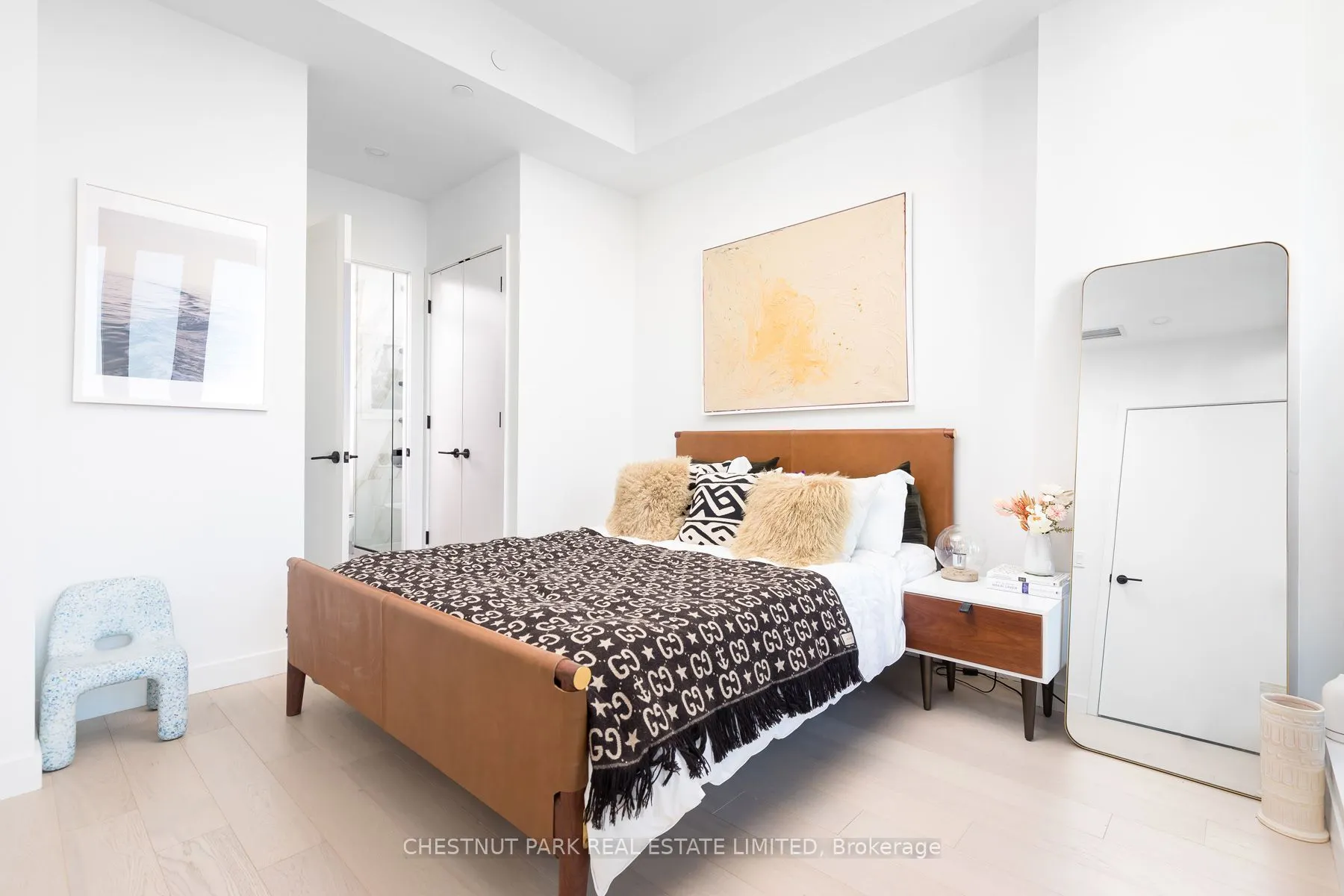 505 Richmond Street W, #414