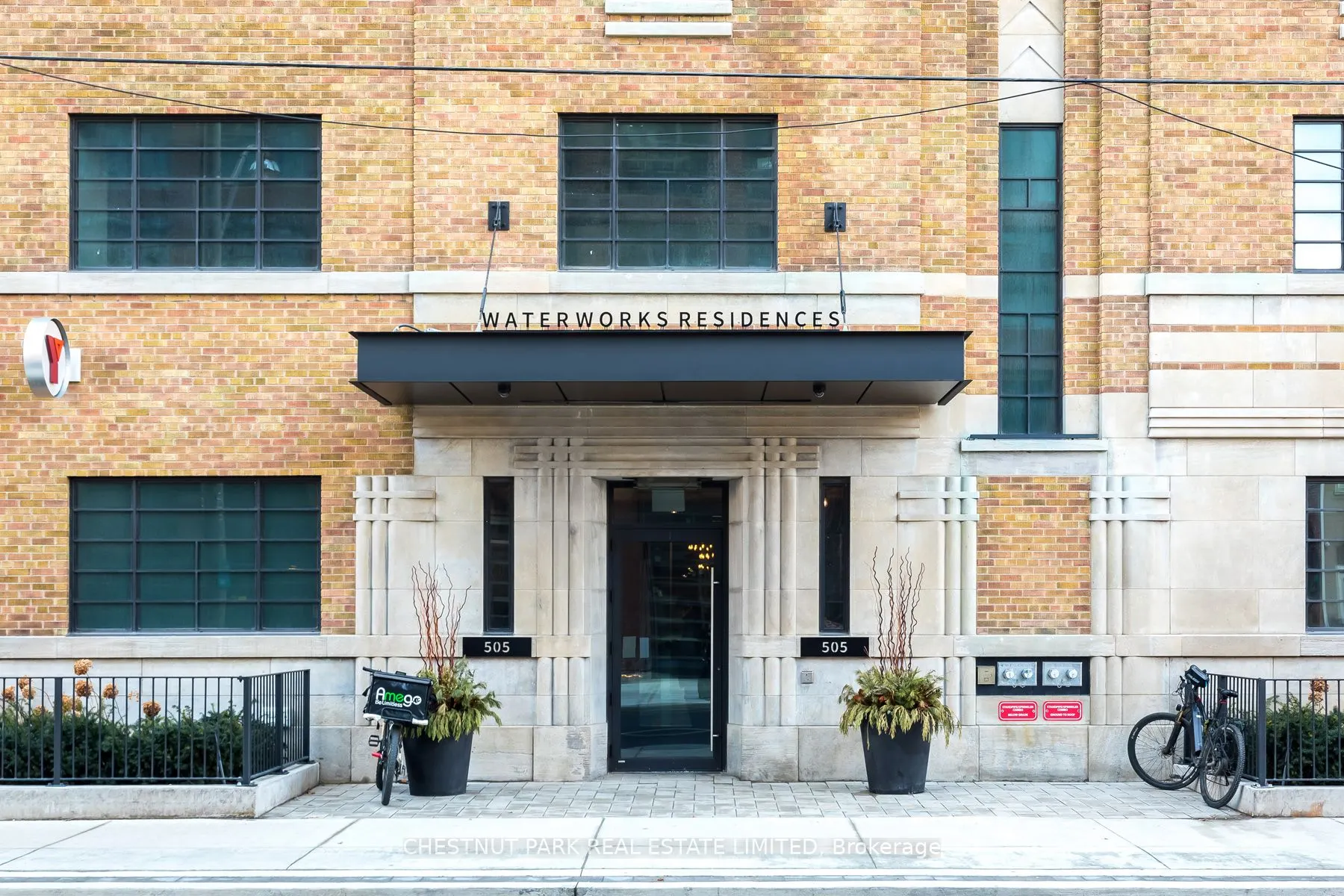 505 Richmond Street W, #414