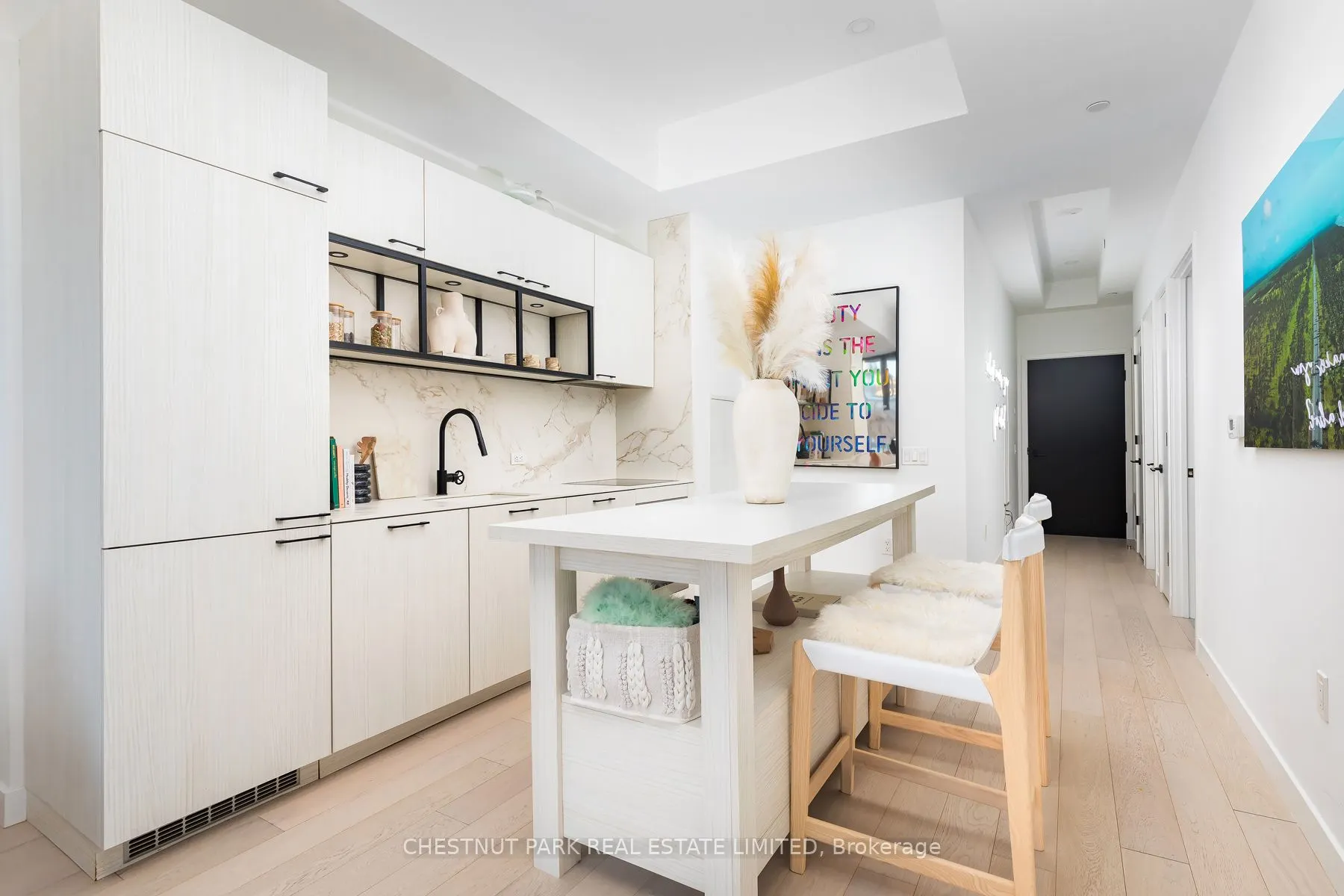 505 Richmond Street W, #414