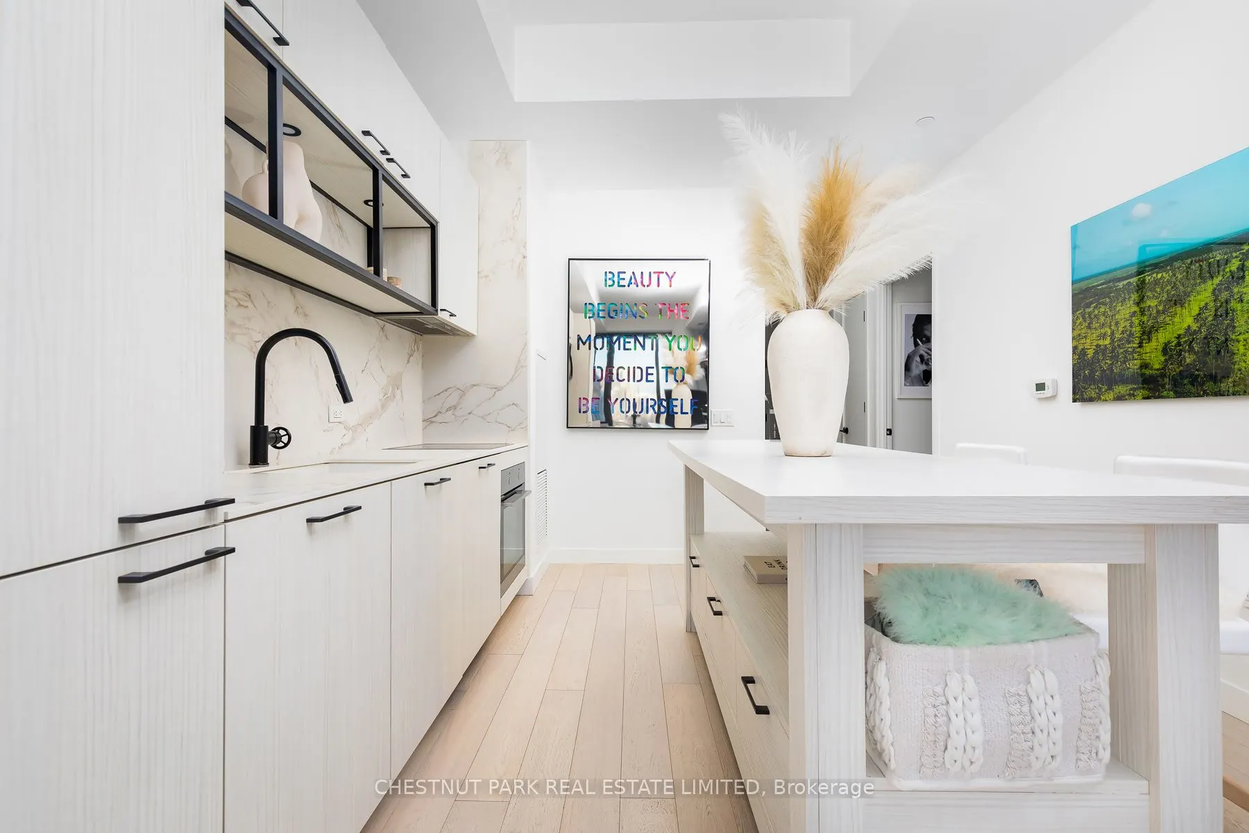 505 Richmond Street W, #414