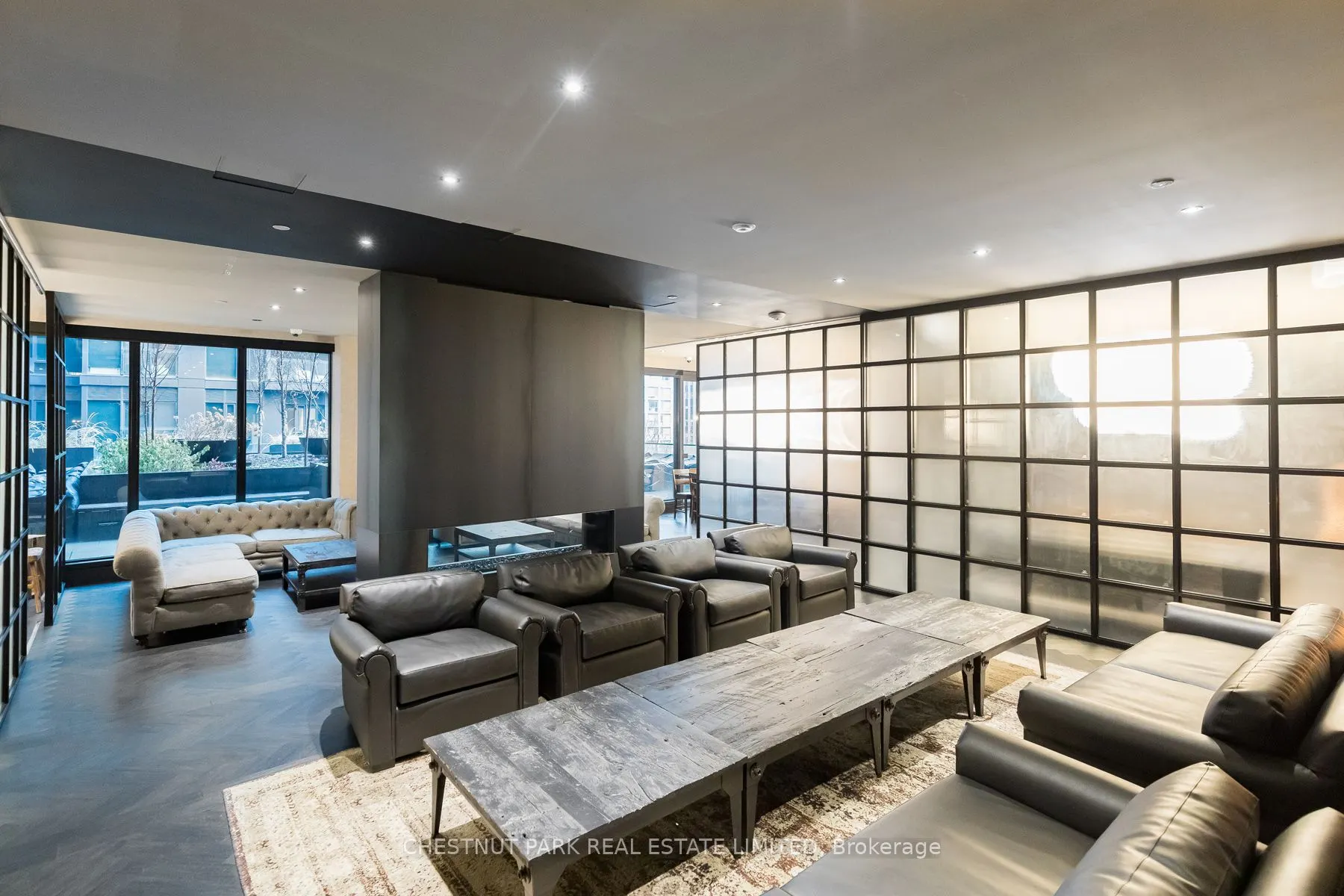 505 Richmond Street W, #414