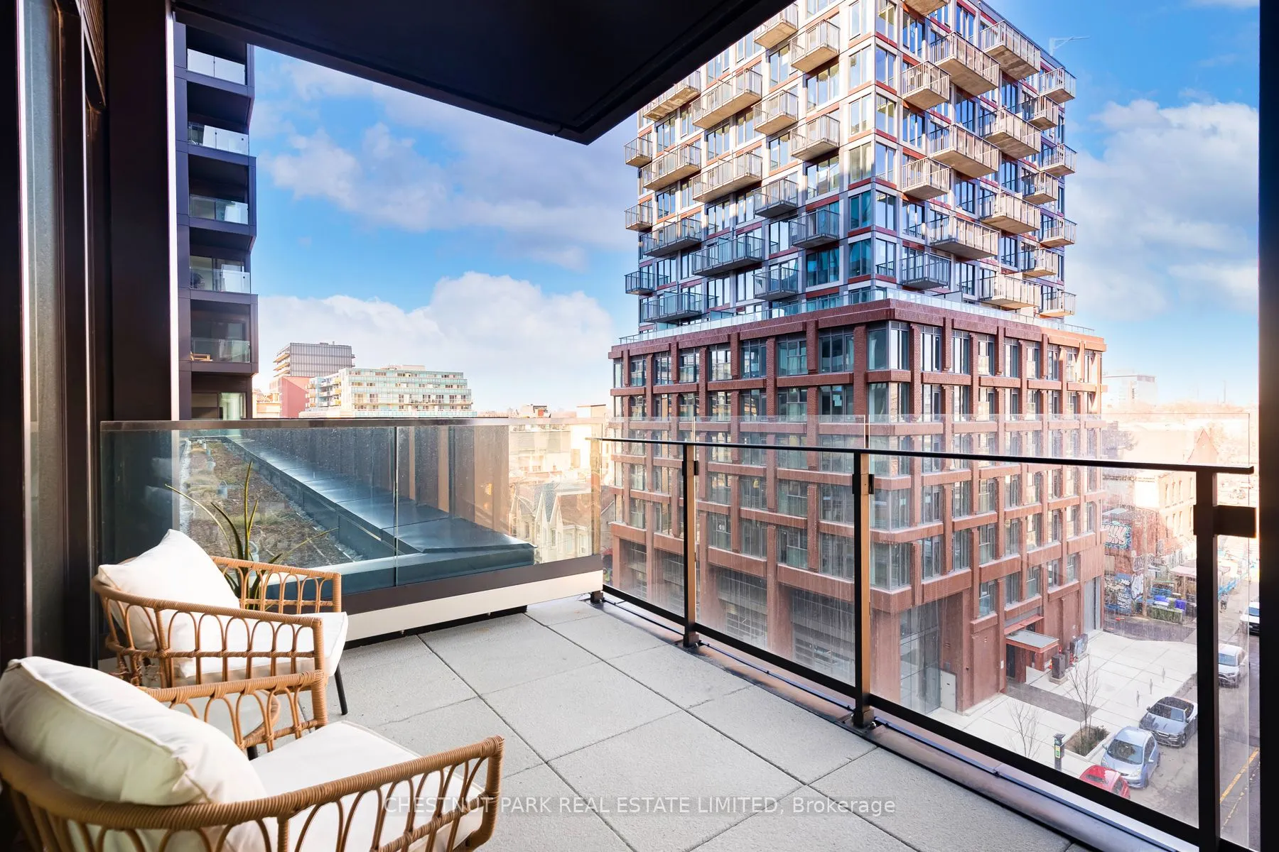 505 Richmond Street W, #414