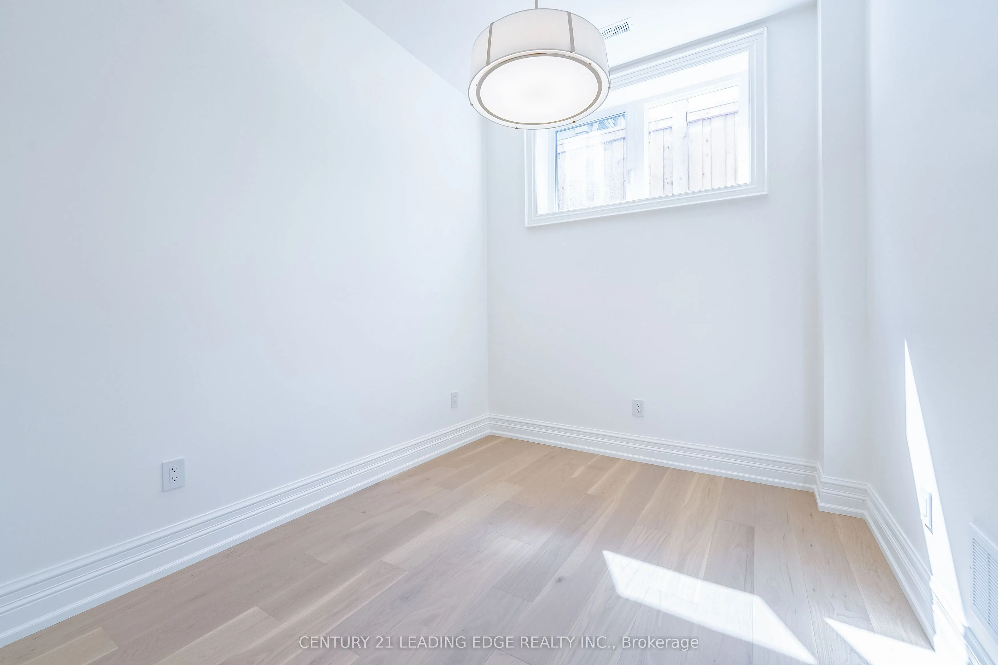 22 KING HIGH Avenue