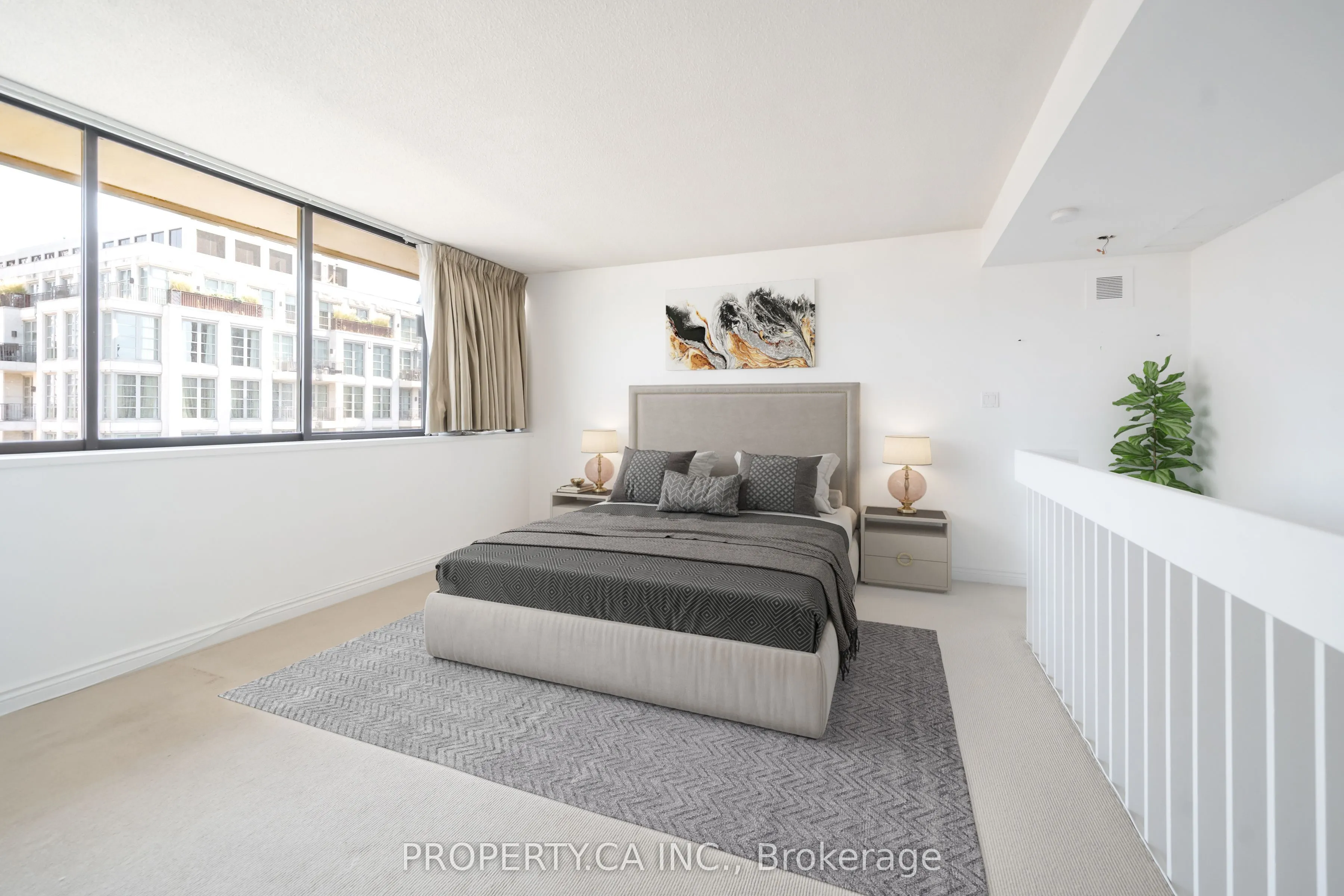 55a Avenue Road, #606