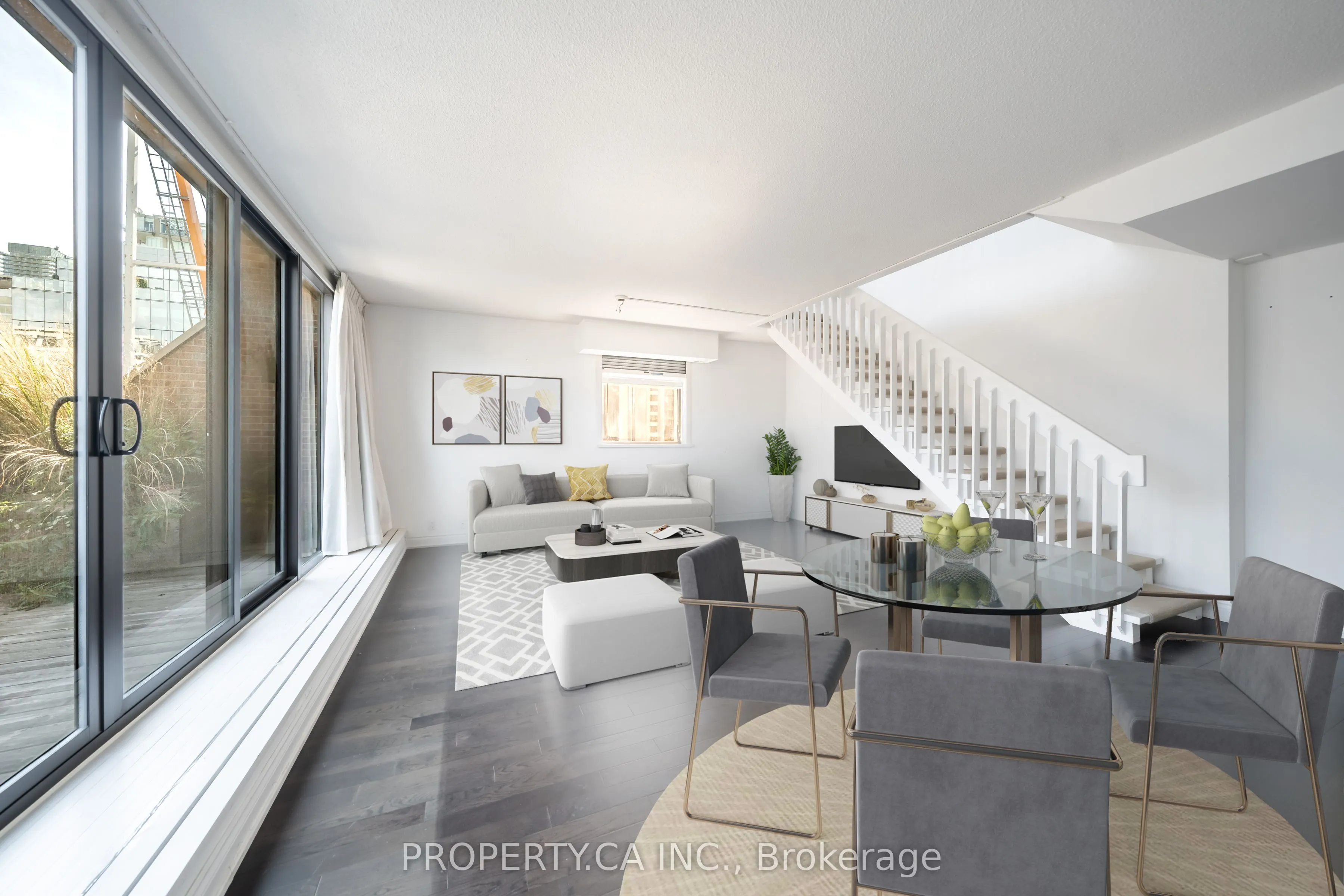 55a Avenue Road, #606