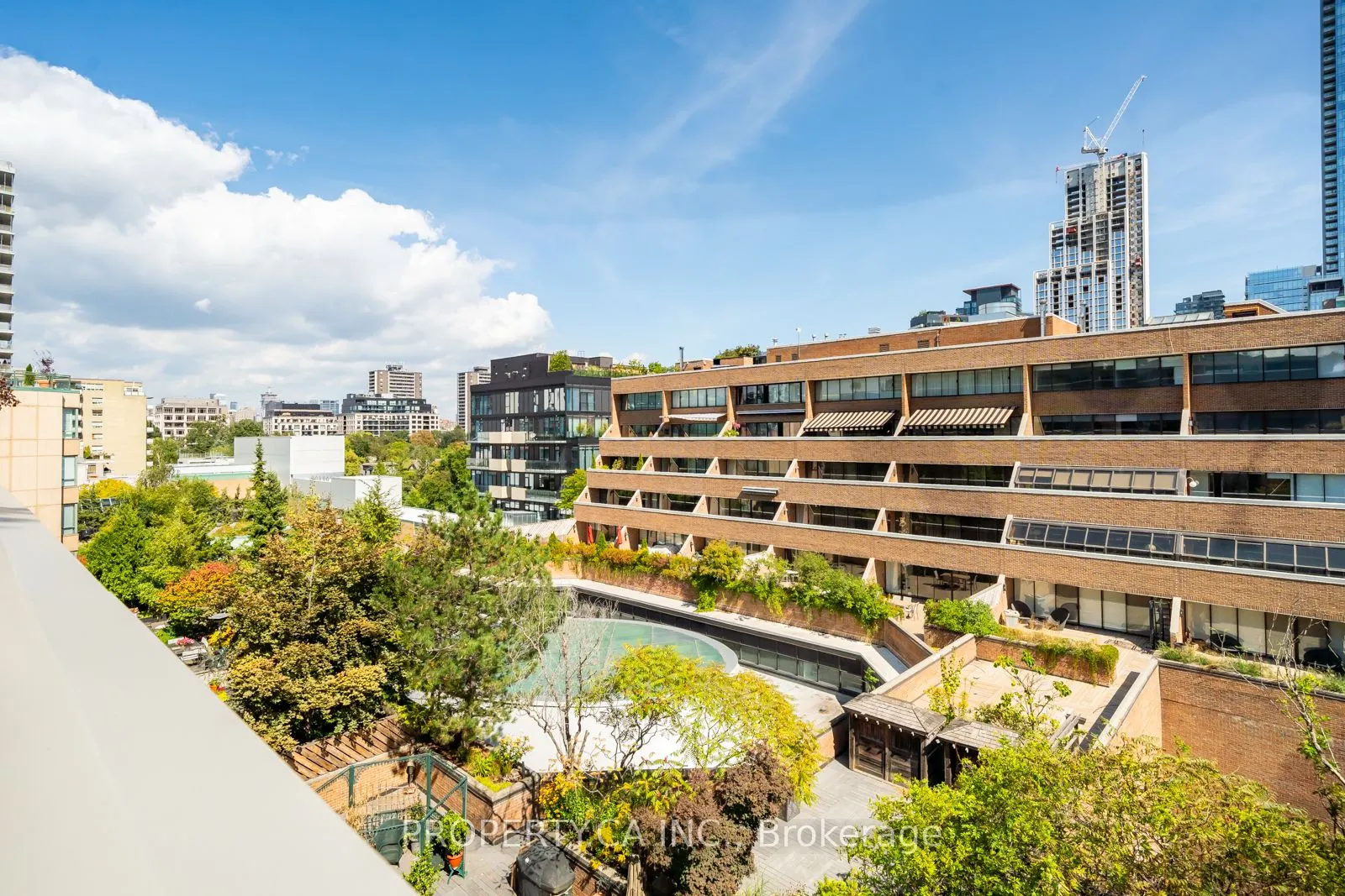 55a Avenue Road, #606