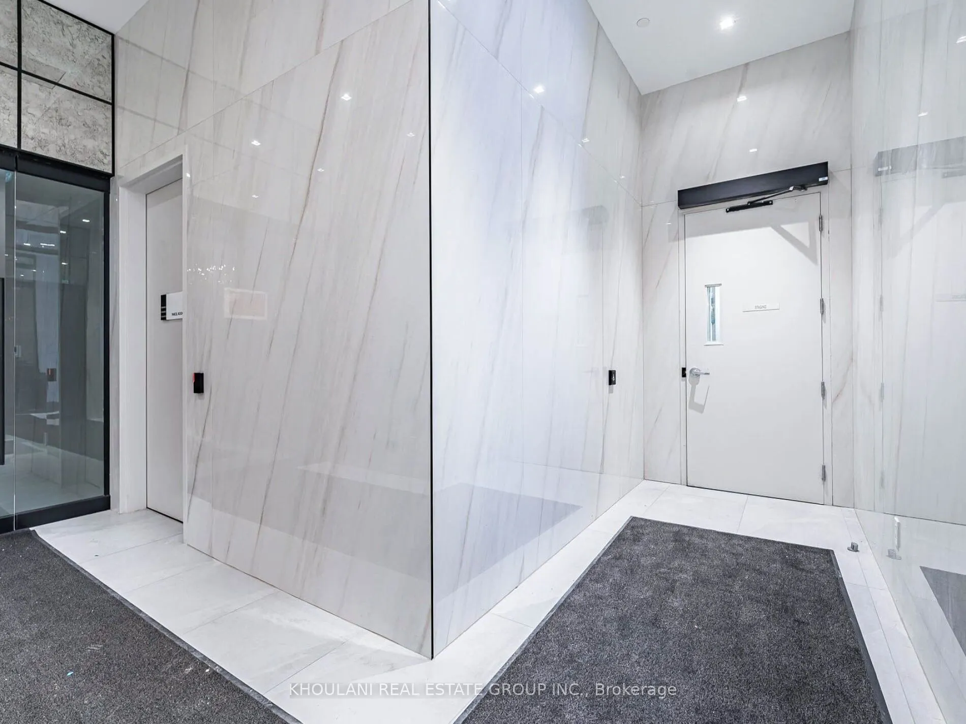8 Wellesley Street W, #LPH03