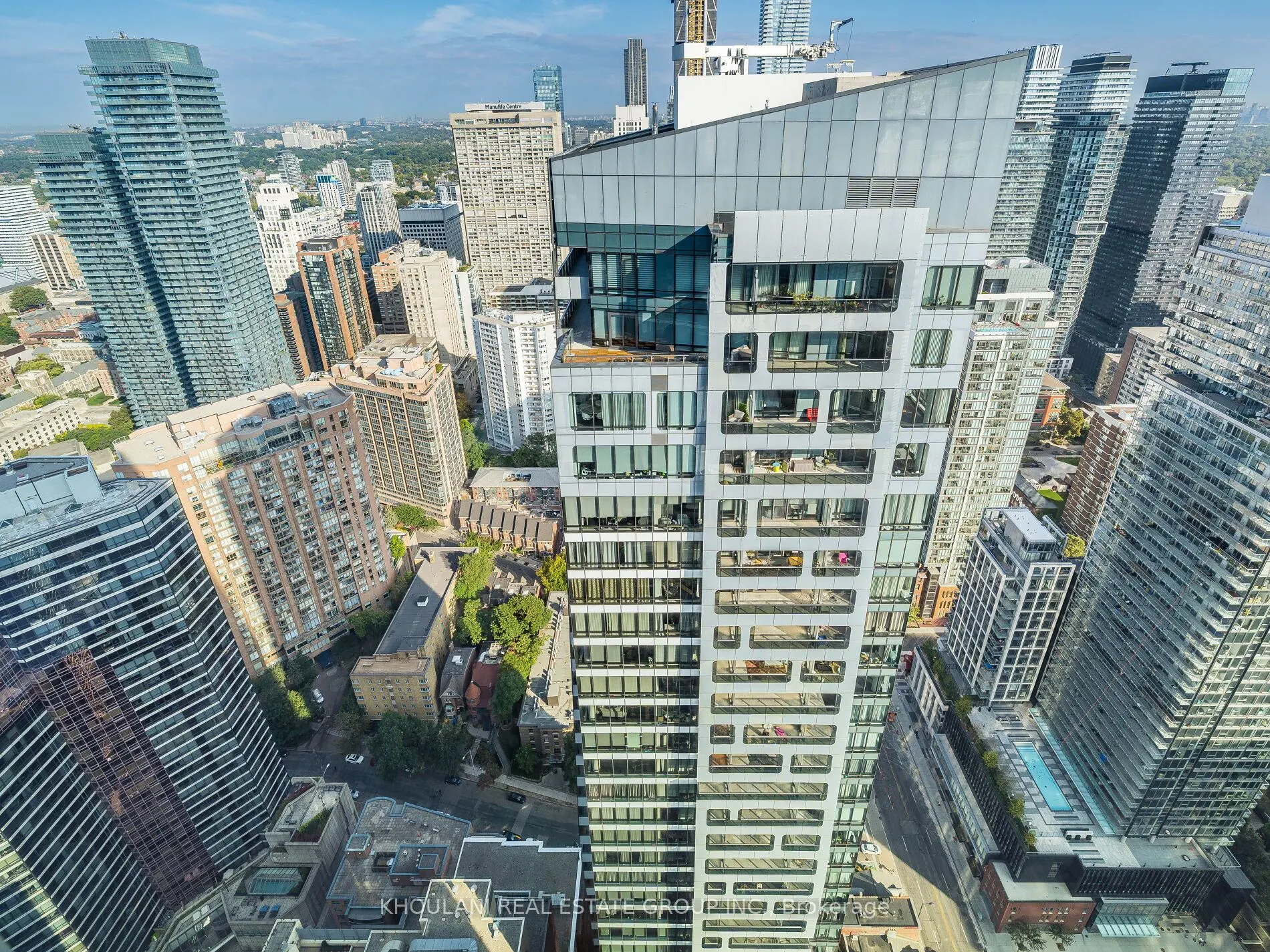 8 Wellesley Street W, #LPH03