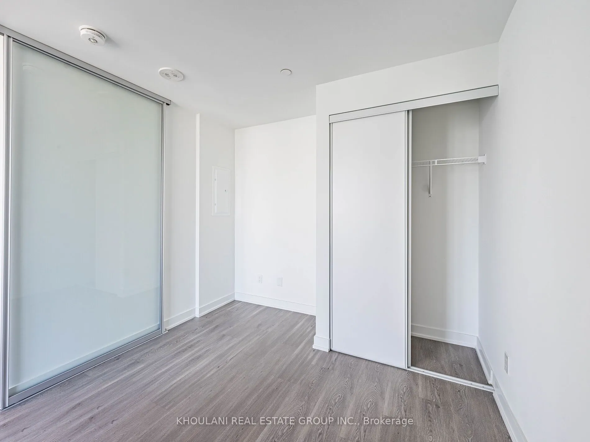 8 Wellesley Street W, #LPH03