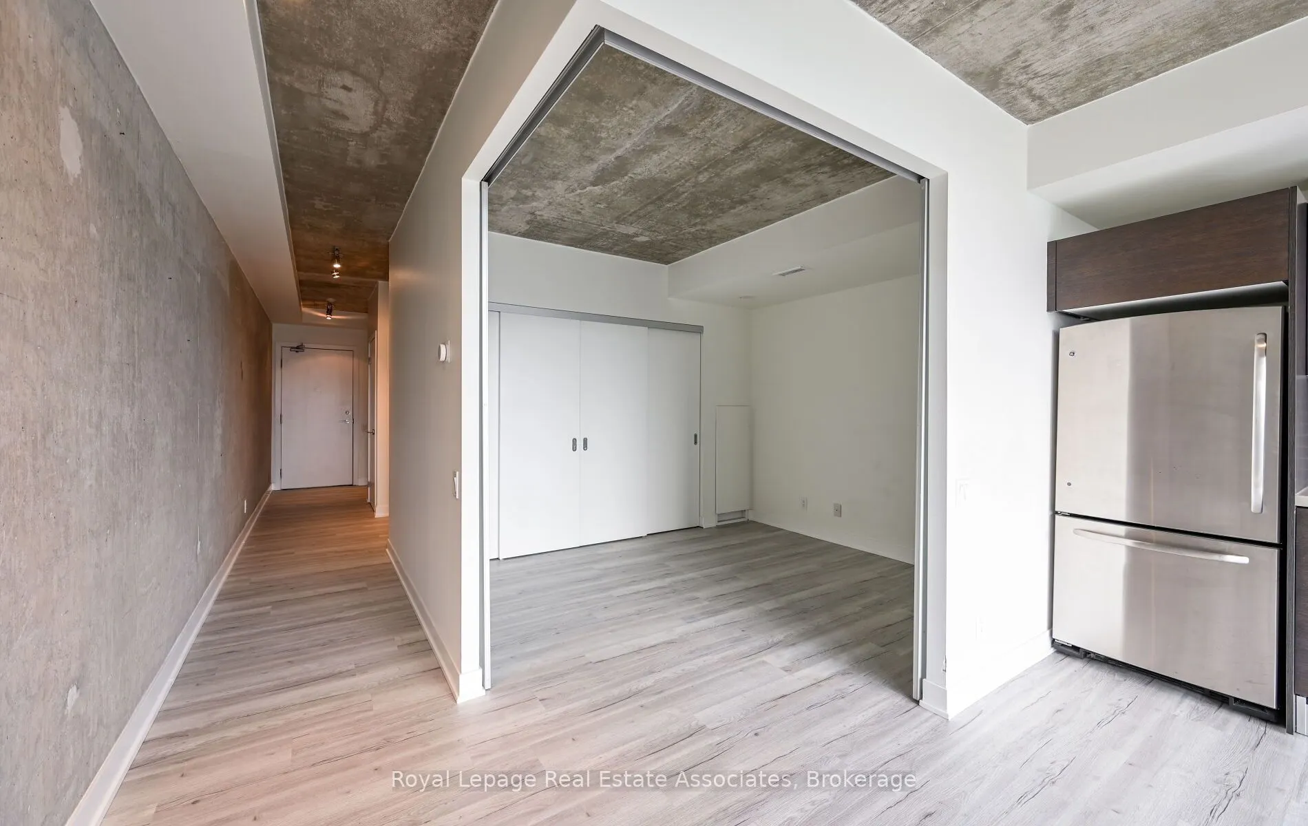 318 King Street E, #1401