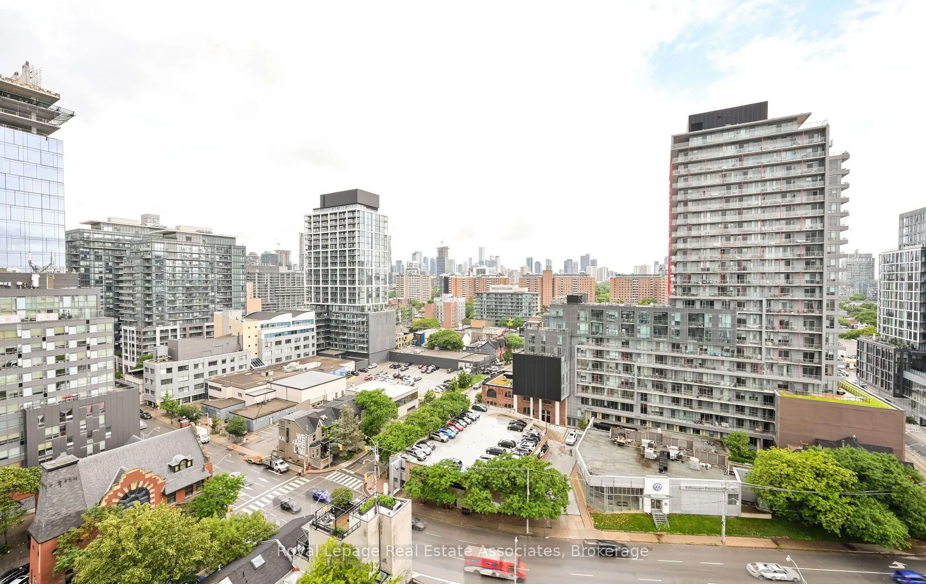 318 King Street E, #1401