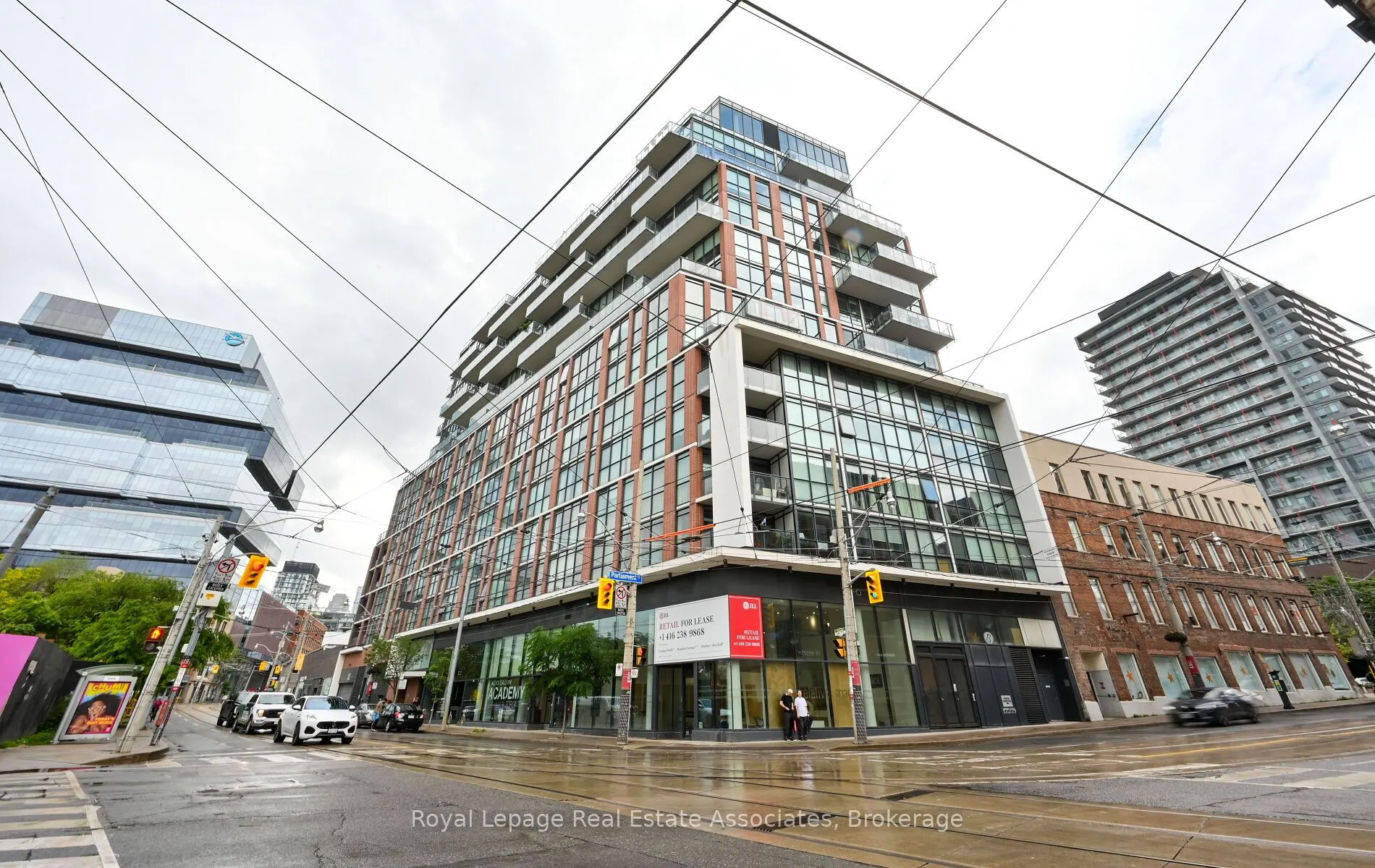 318 King Street E, #1401