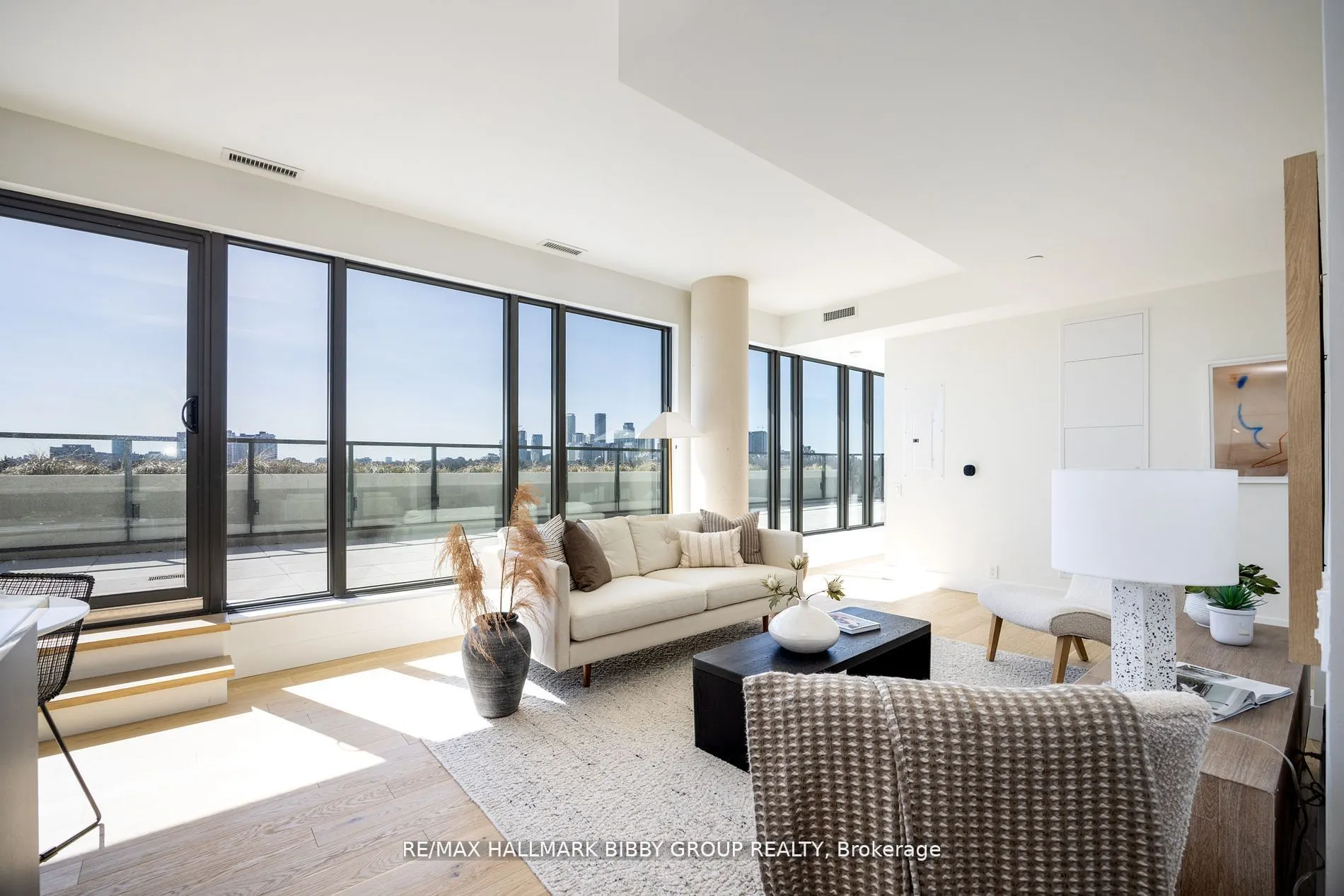 1414 Bayview Avenue, #701