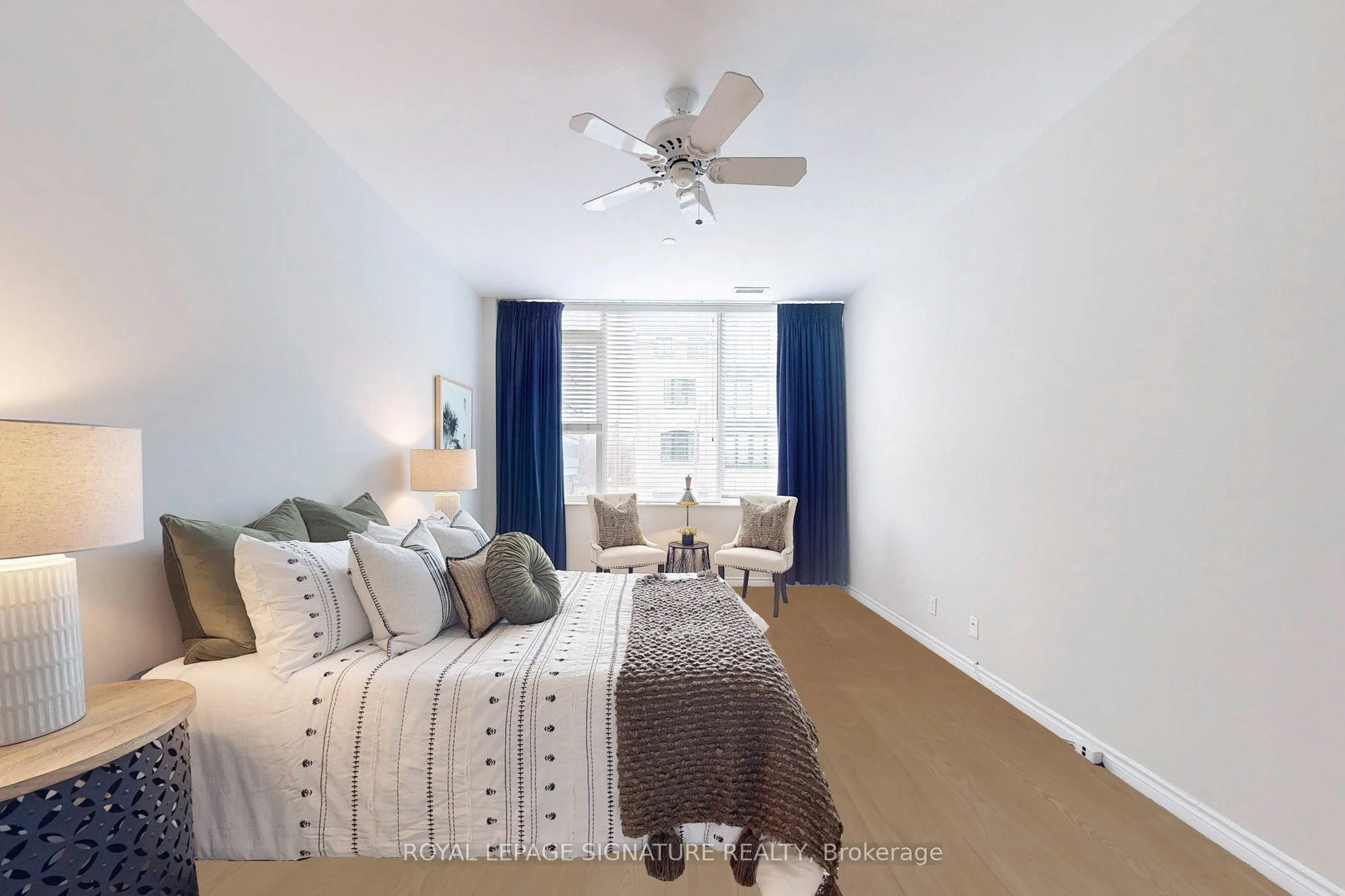 980 Yonge Street, #209