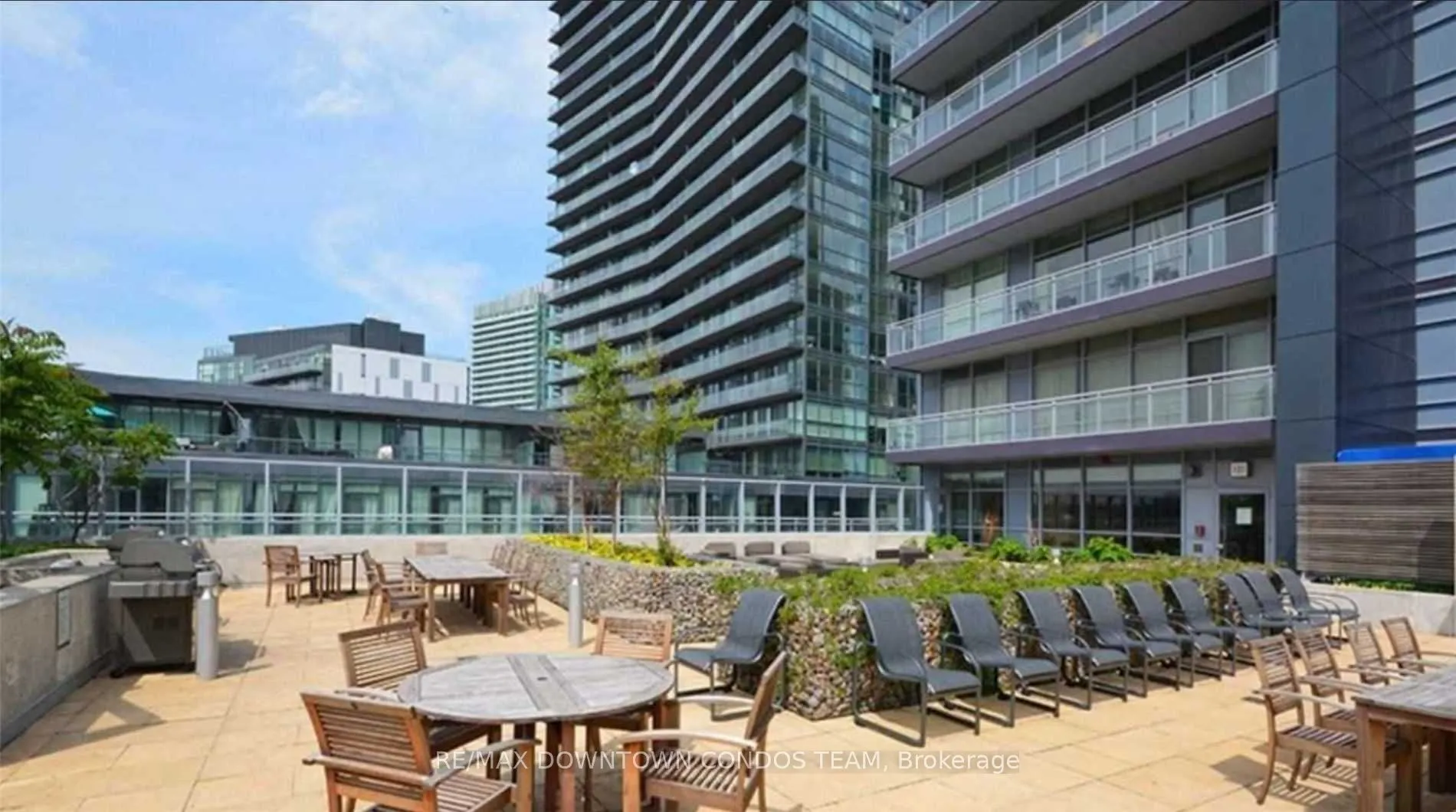 15 Bruyeres Mews, #1311