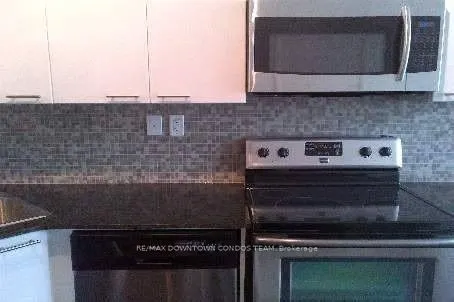 15 Bruyeres Mews, #1311