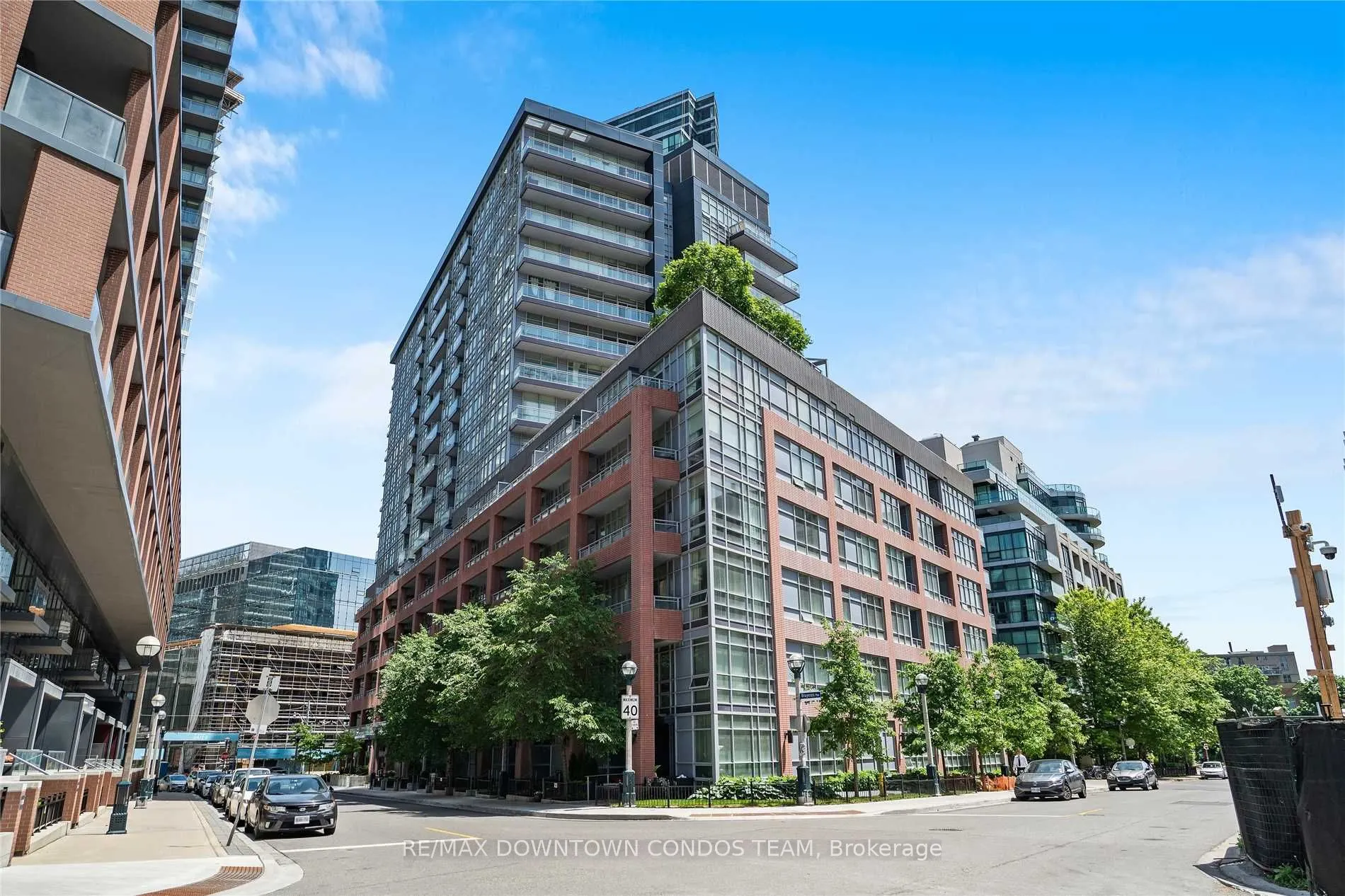 15 Bruyeres Mews, #1311