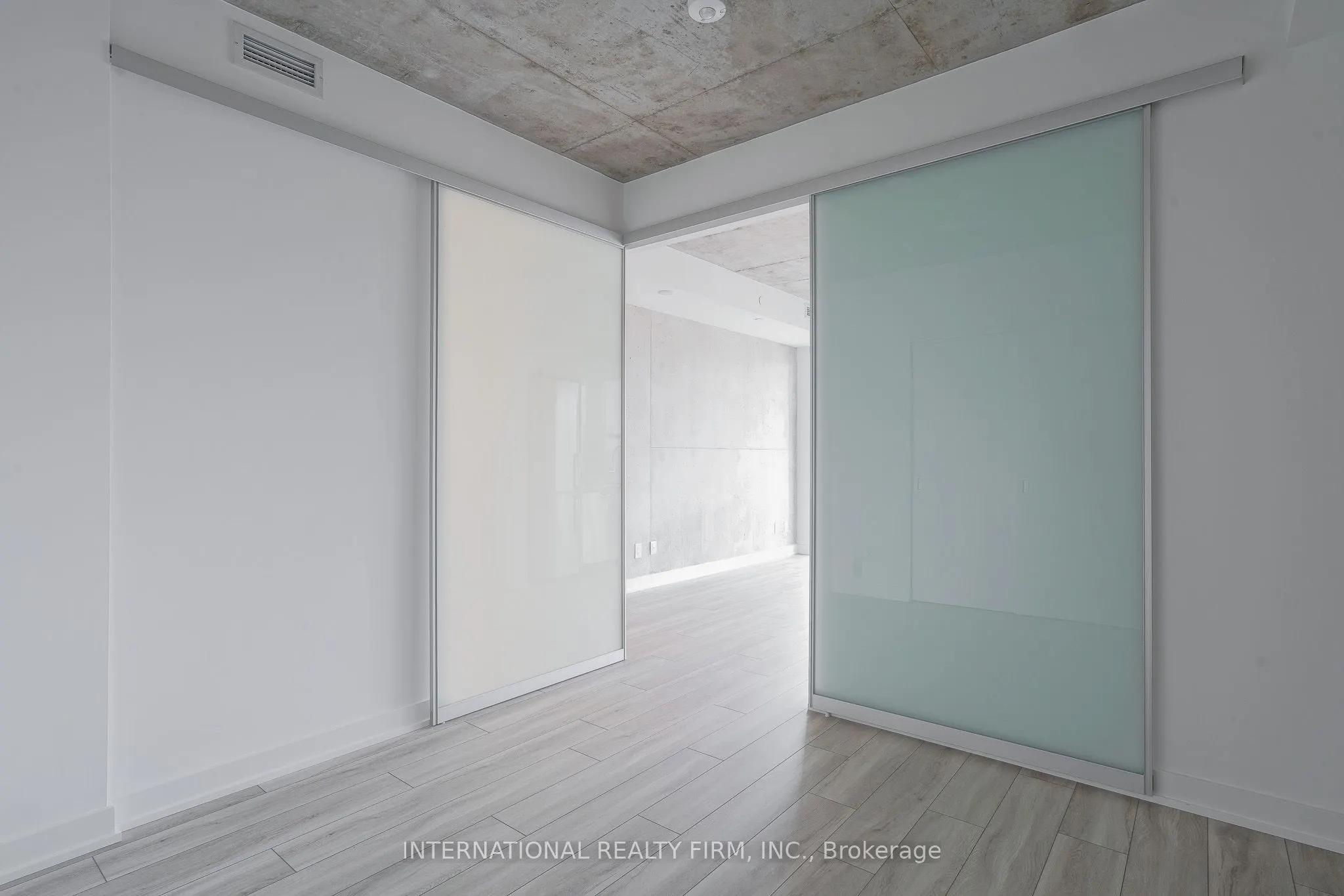 458 Richmond Street W, #509