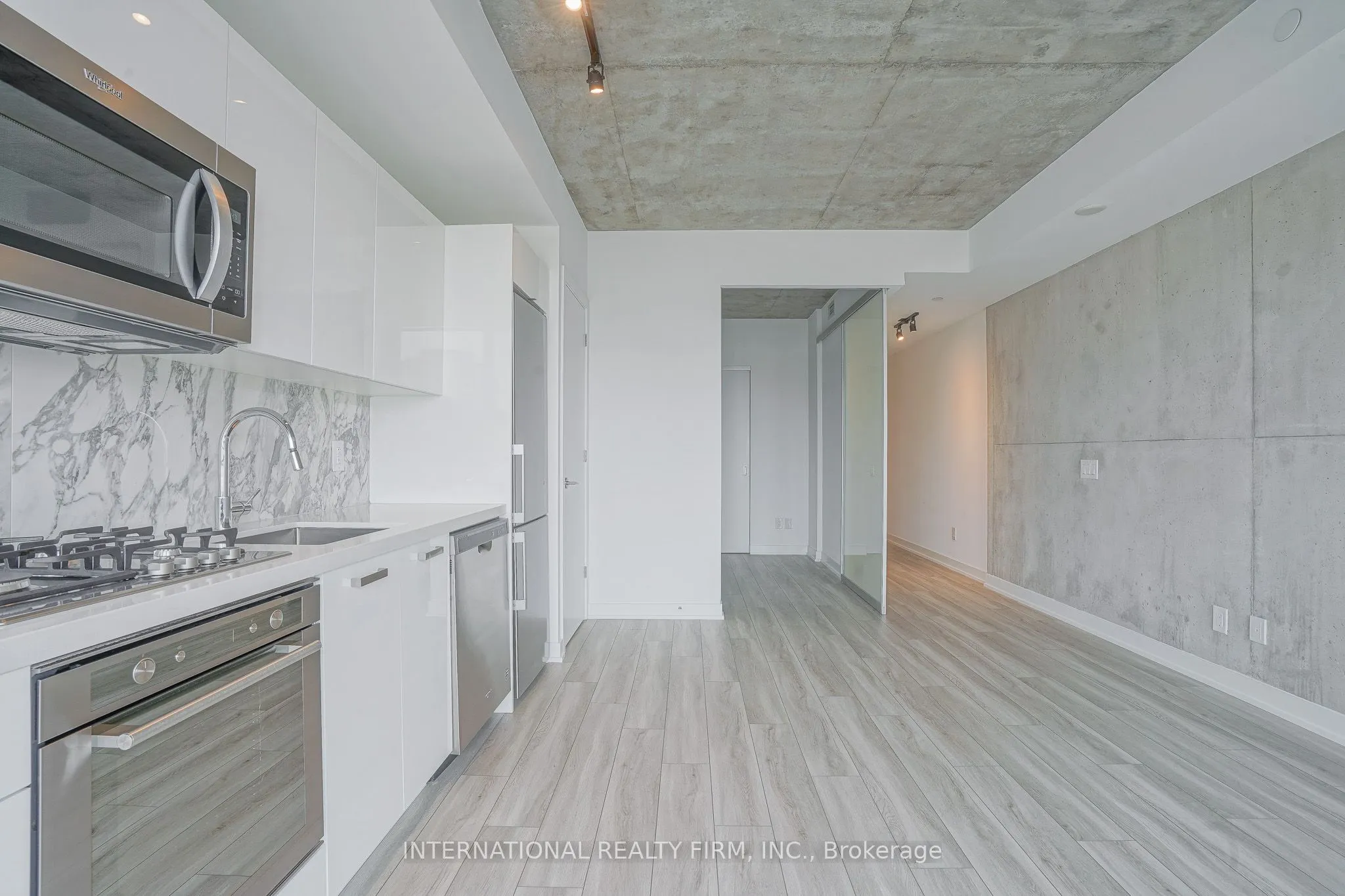458 Richmond Street W, #509