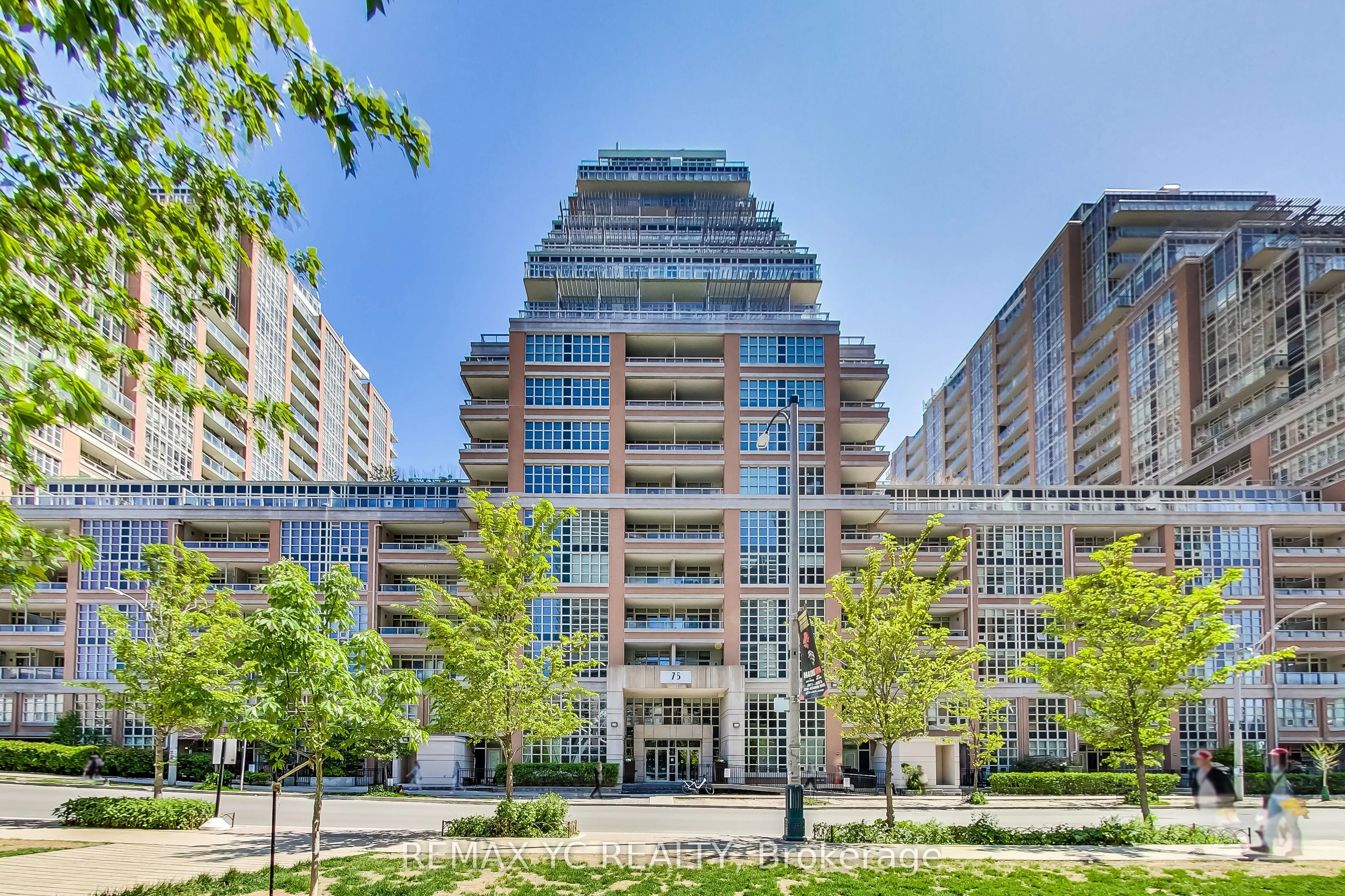 75 East Liberty Street, #2208