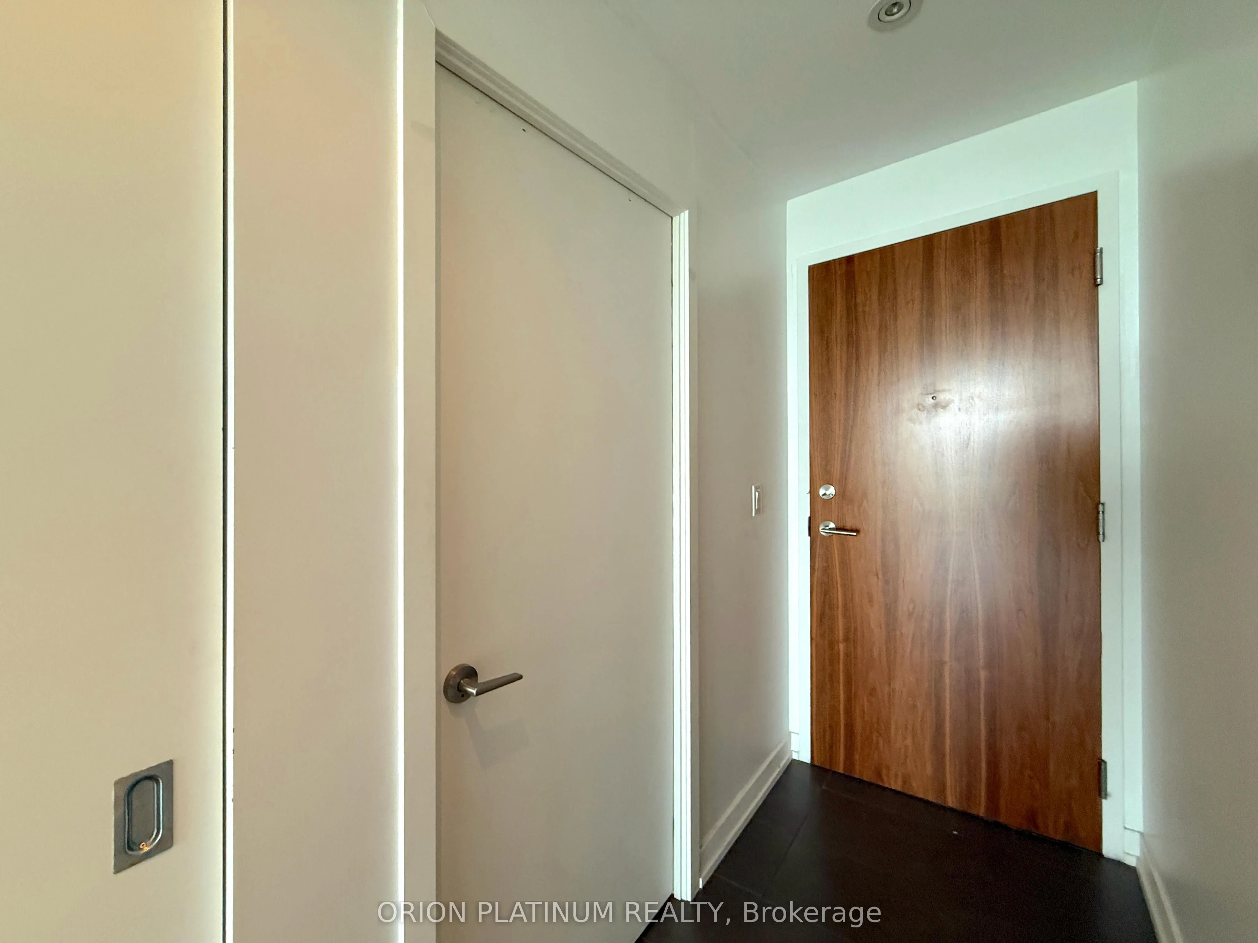 170 Fort York Boulevard, #2111