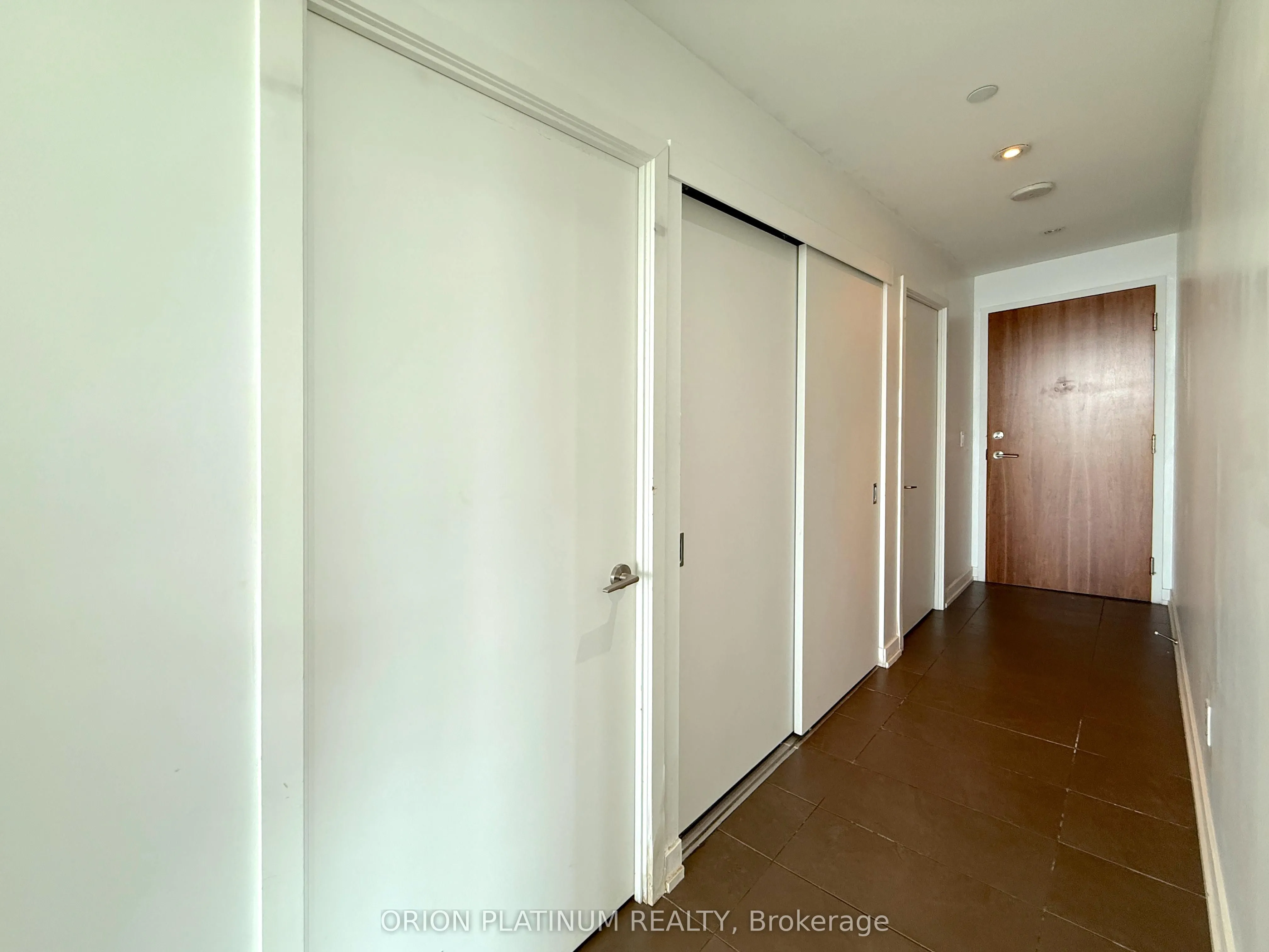 170 Fort York Boulevard, #2111