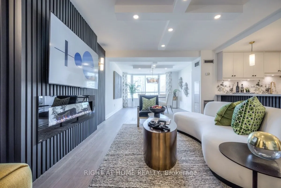 5444 Yonge Street, #1810