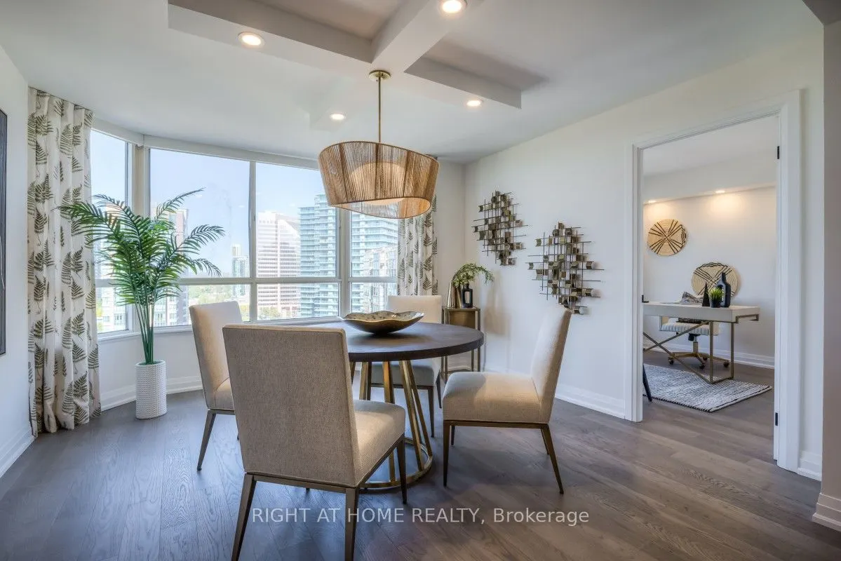 5444 Yonge Street, #1810